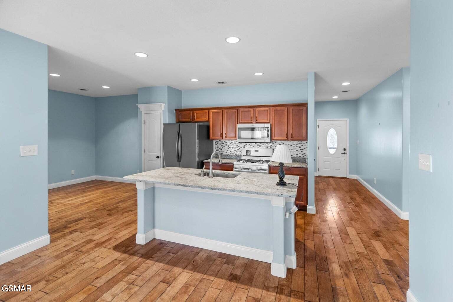 3022 Villas Creekside Drive Dandridge TN 37725