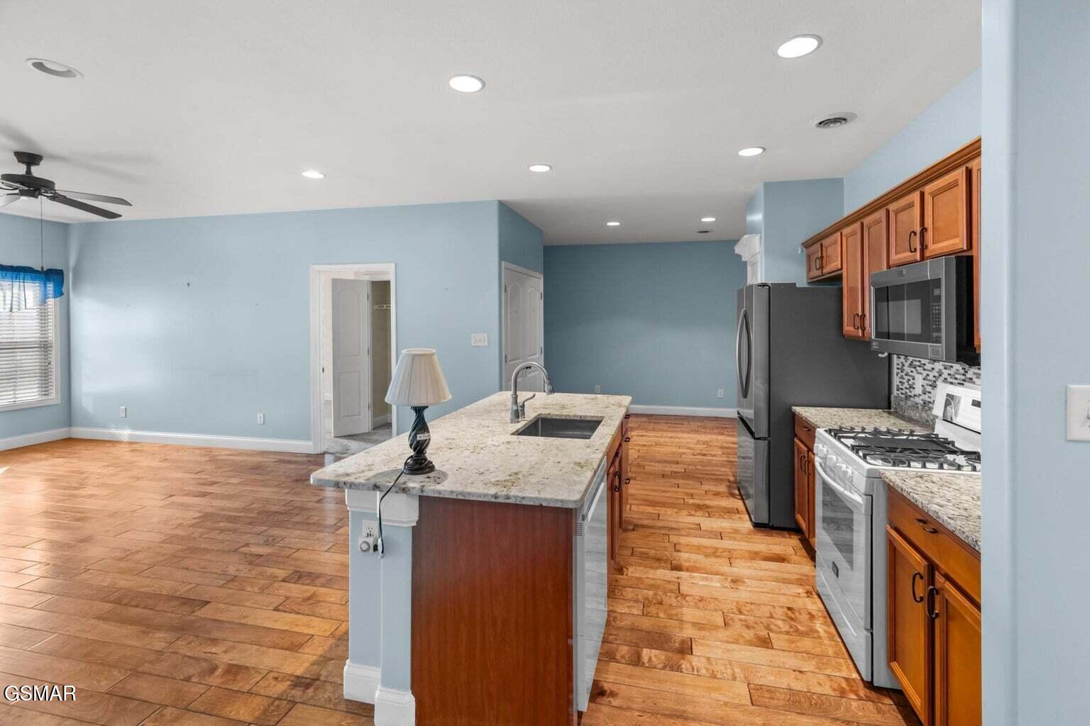 3022 Villas Creekside Drive Dandridge TN 37725
