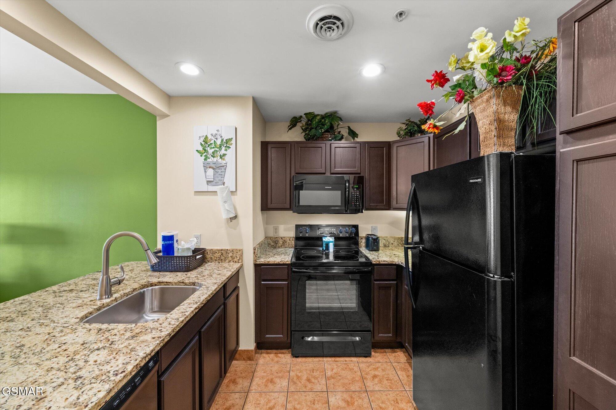 225 Collier Drive Unit 2405 Sevierville TN 37862