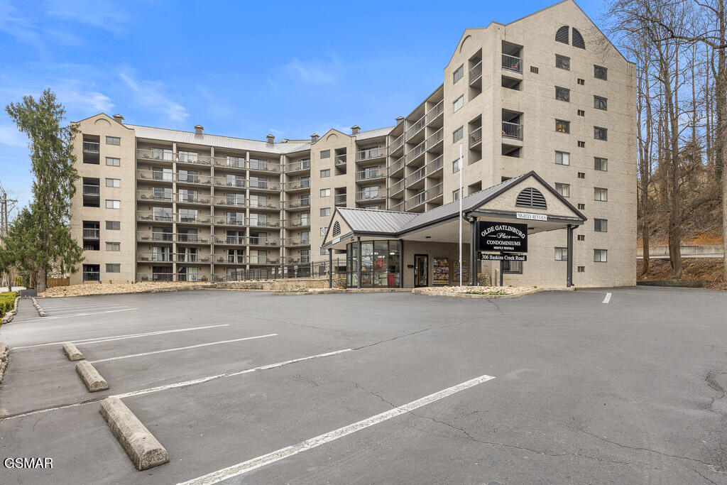 306 Baskins Creek Road Gatlinburg TN 37738