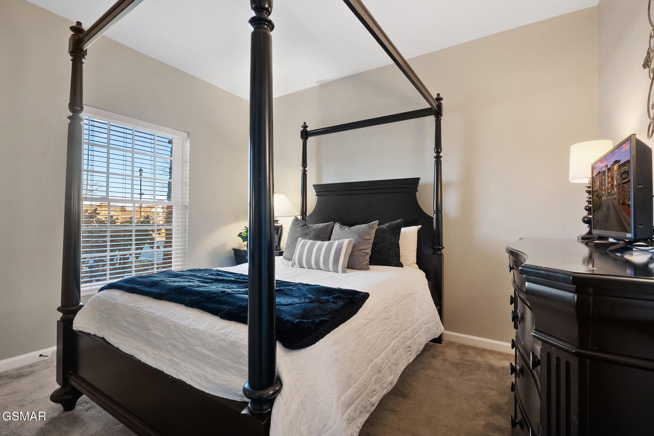 527 River Place Way Sevierville TN 37862