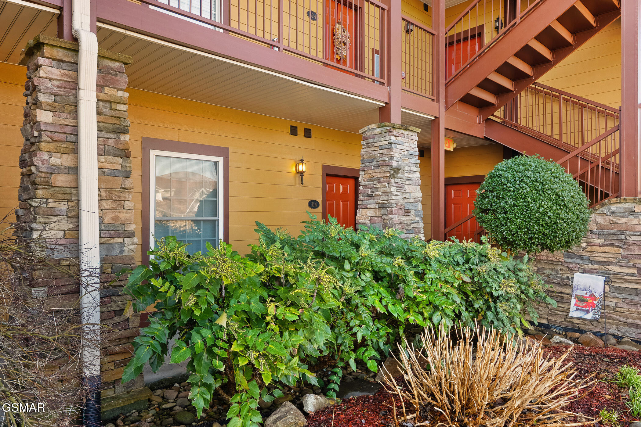 527 River Place Way Sevierville TN 37862
