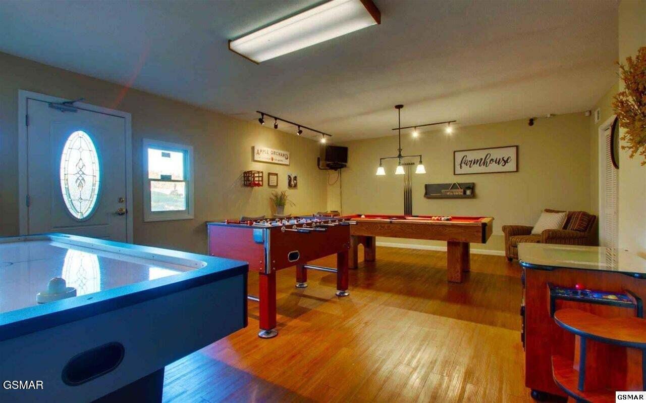 527 River Place Way Sevierville TN 37862