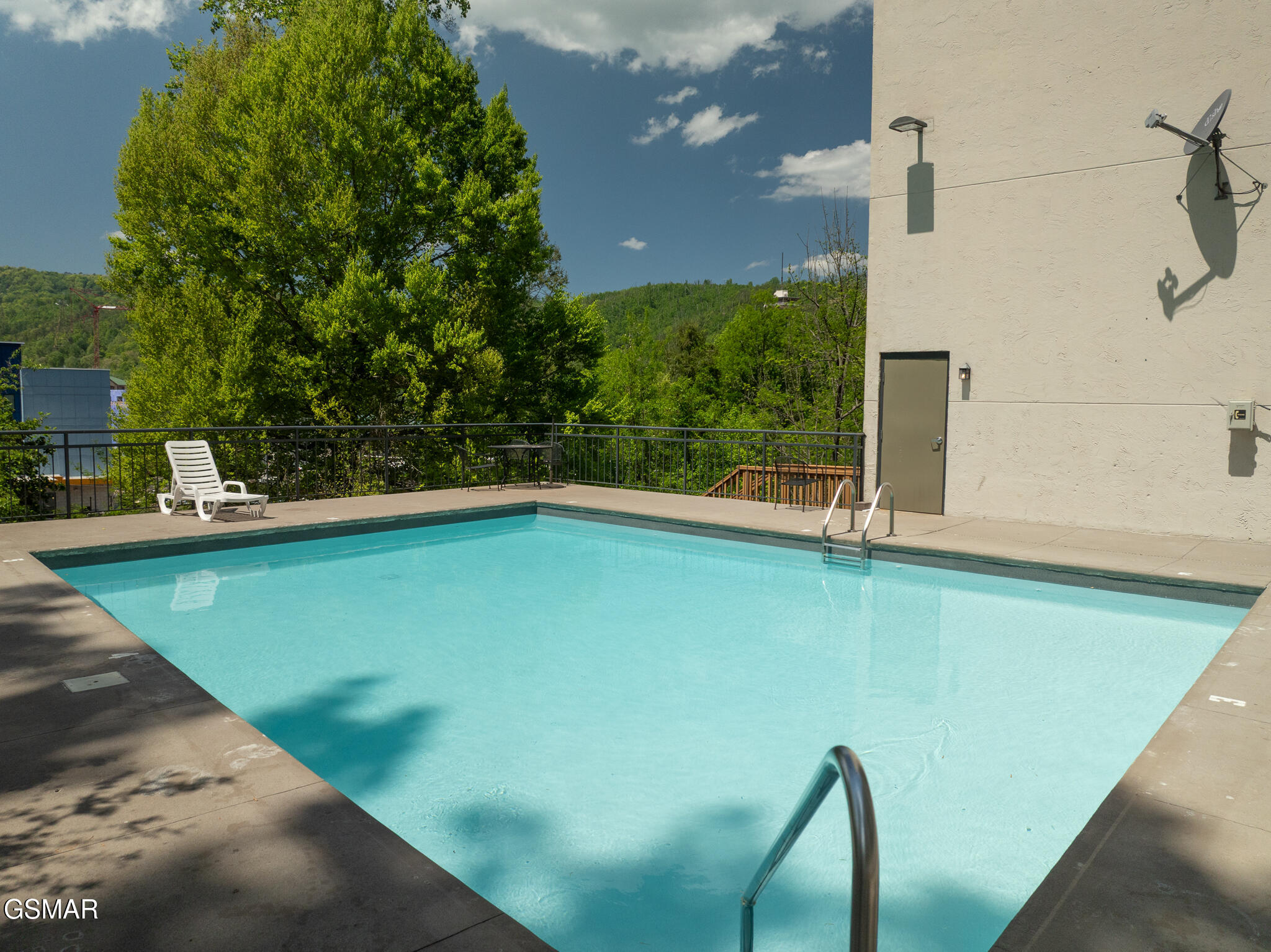 354 E Holly Ridge Road Gatlinburg TN 37738