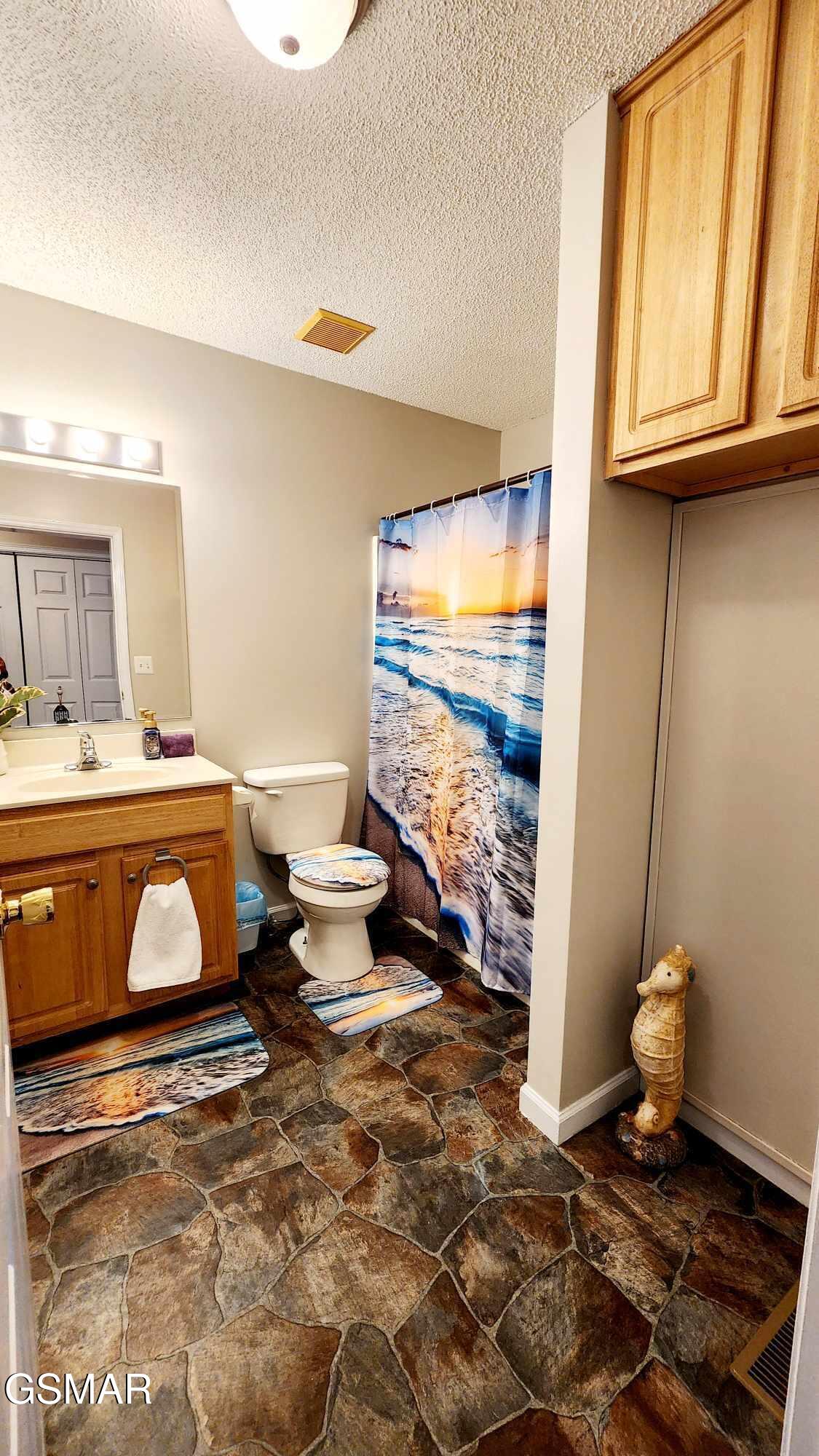 2904 Boyds Creek Highway Sevierville TN 37876