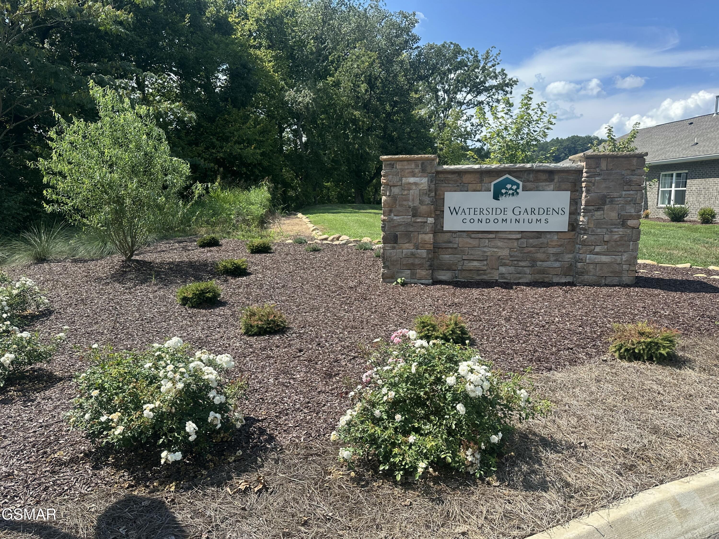 540 Henderson Road Pigeon Forge TN 37863