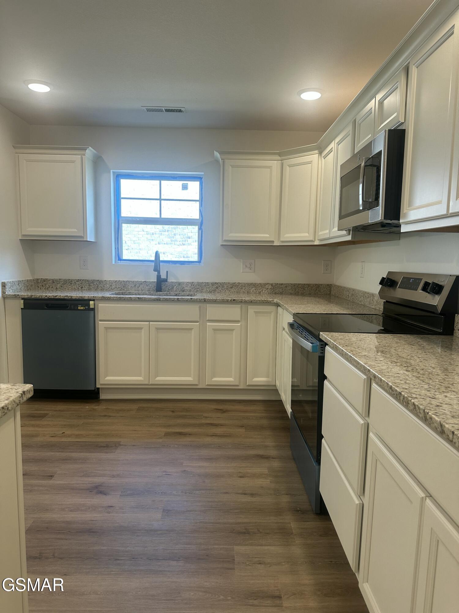 540 Henderson Road Pigeon Forge TN 37863