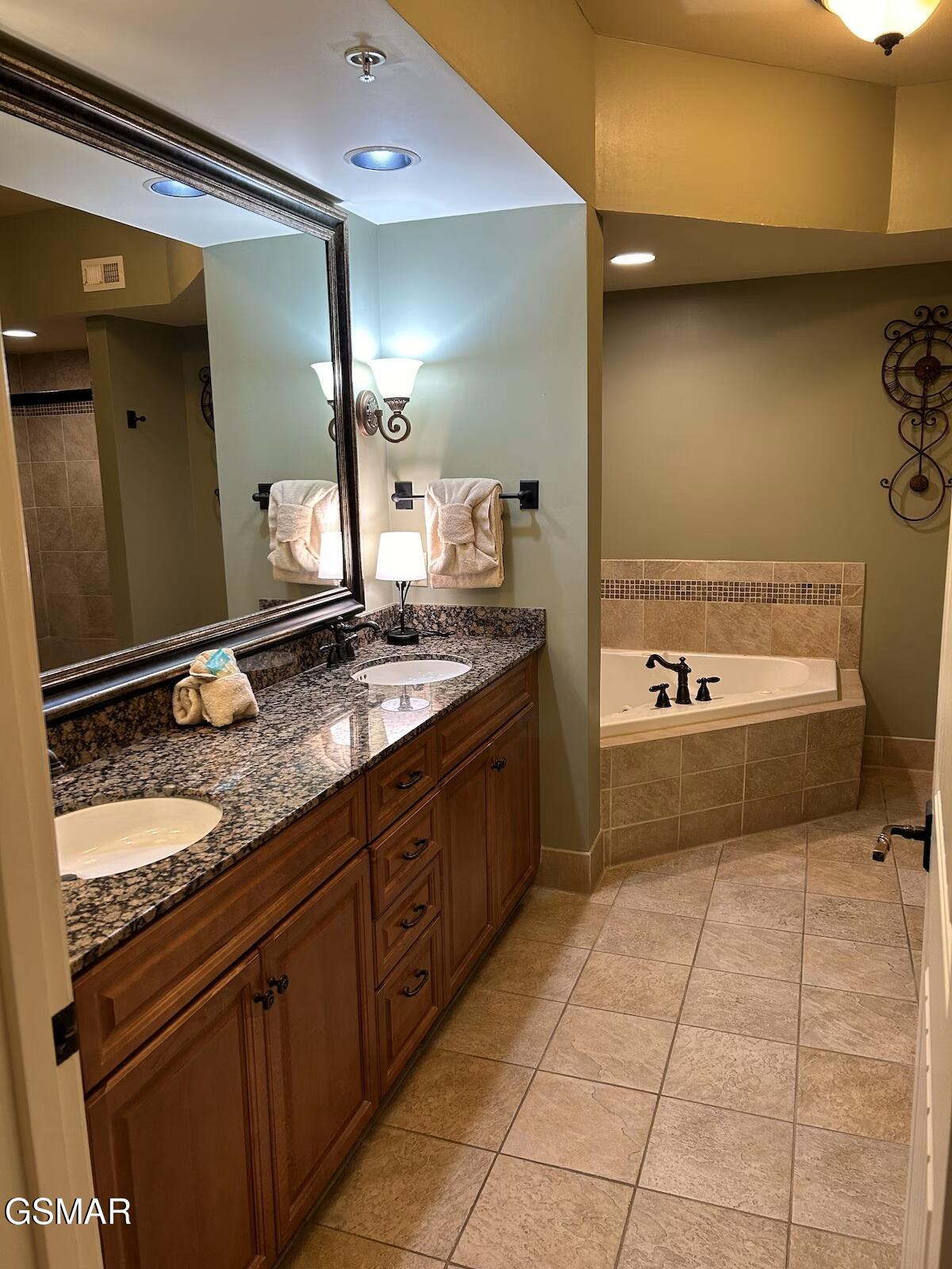 212 Dollywood Lane Pigeon Forge TN 37863