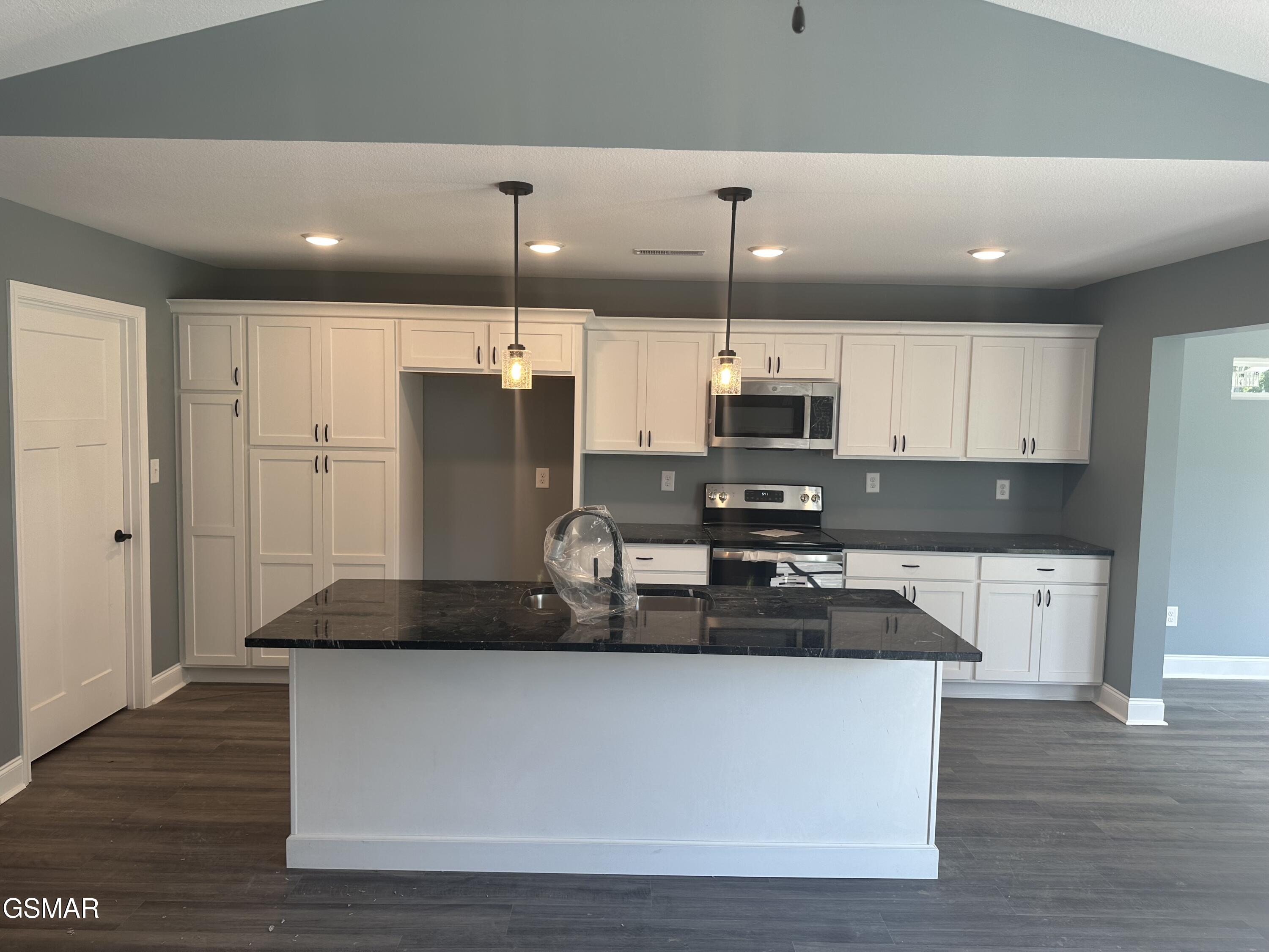 540 Henderson Road Pigeon Forge TN 37863