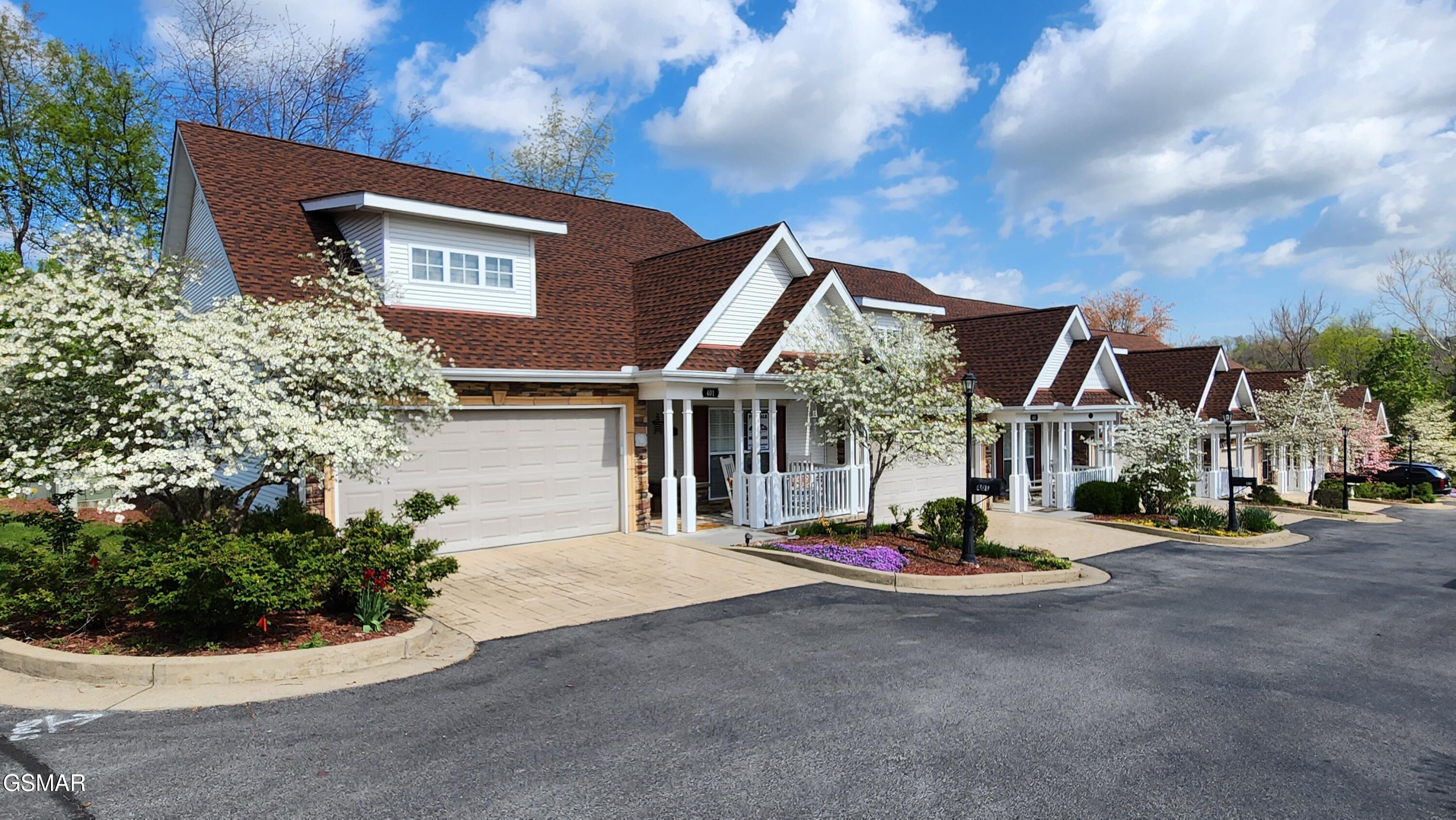 523 Apple View Way Sevierville TN 37862