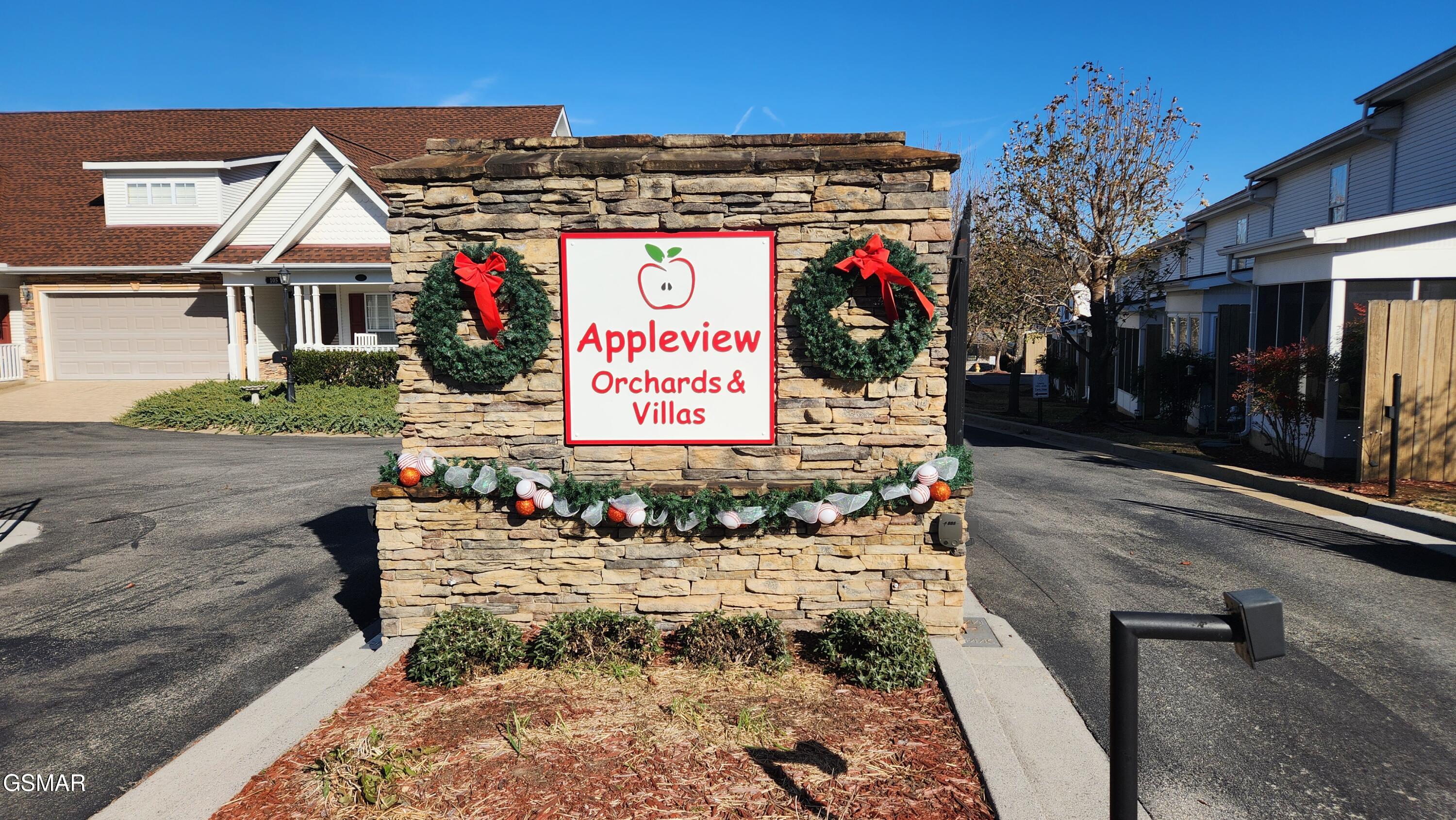 523 Apple View Way Sevierville TN 37862