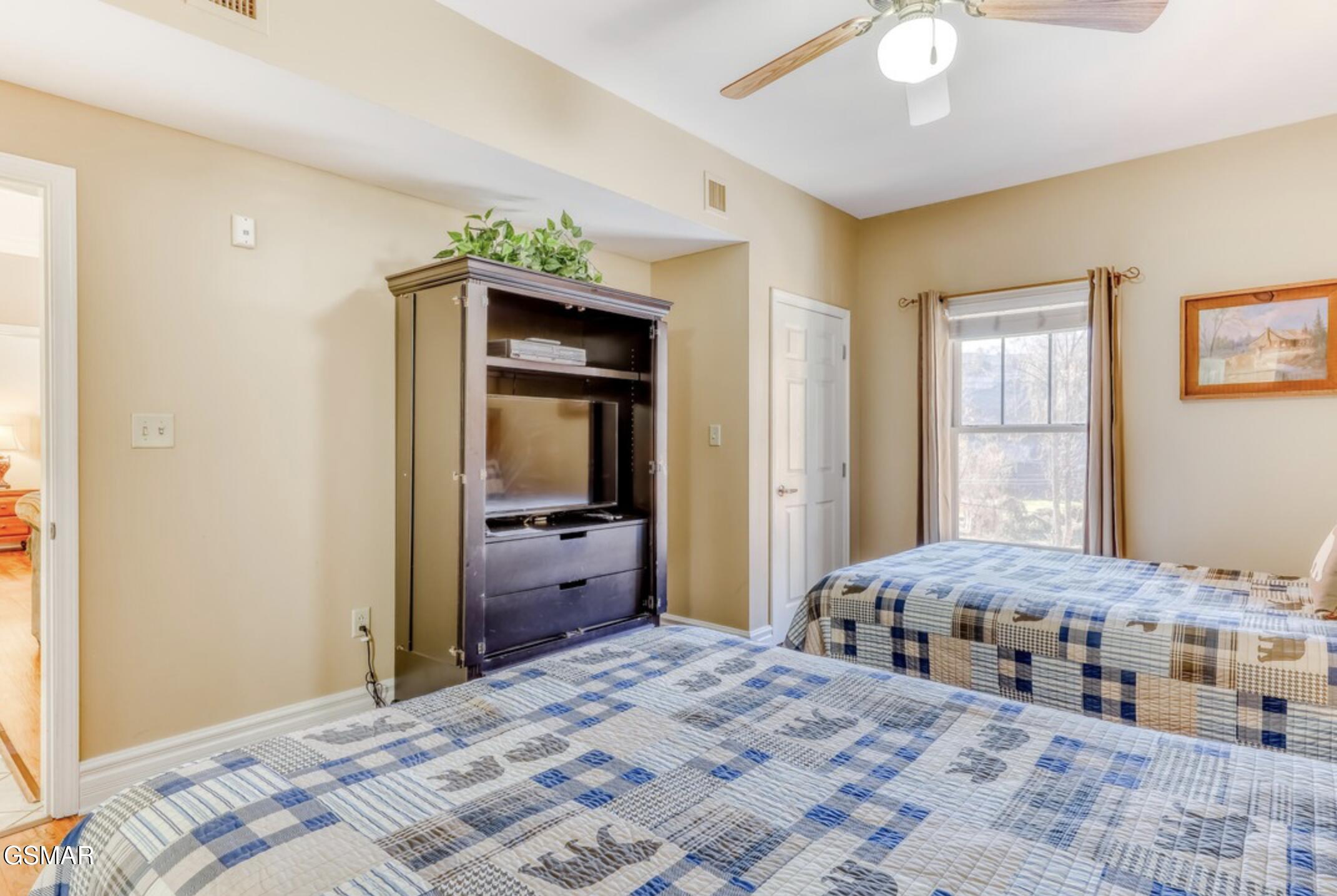 215 Woliss Lane Gatlinburg TN 37738