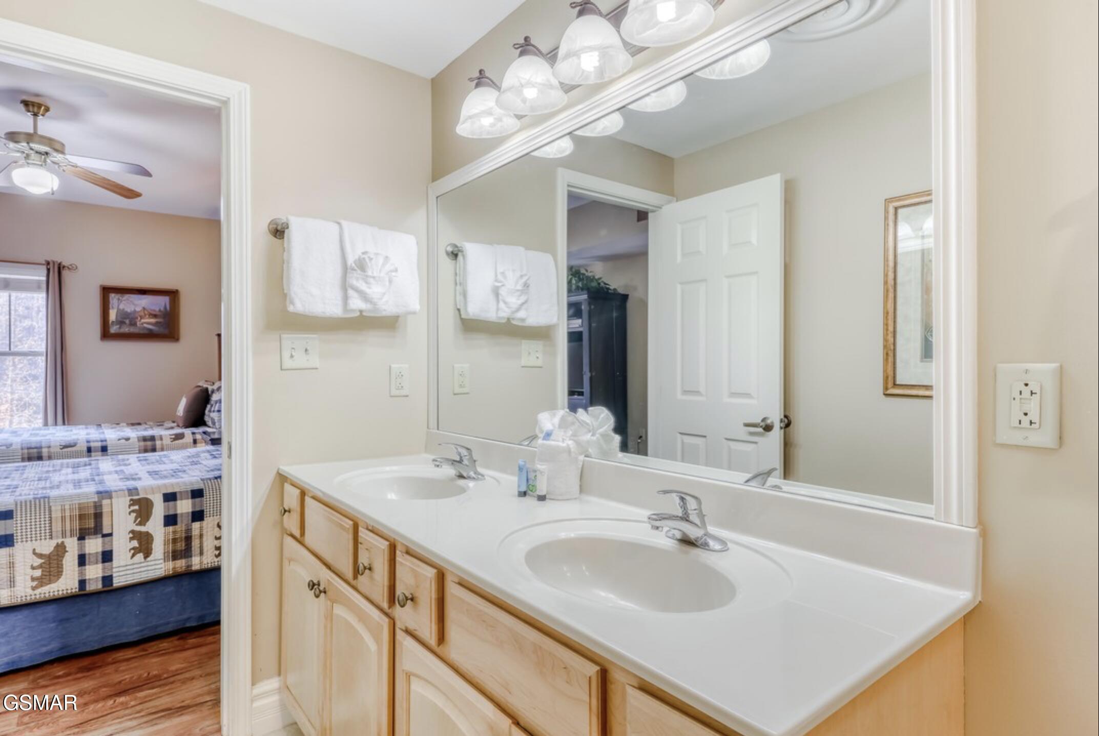 215 Woliss Lane Gatlinburg TN 37738