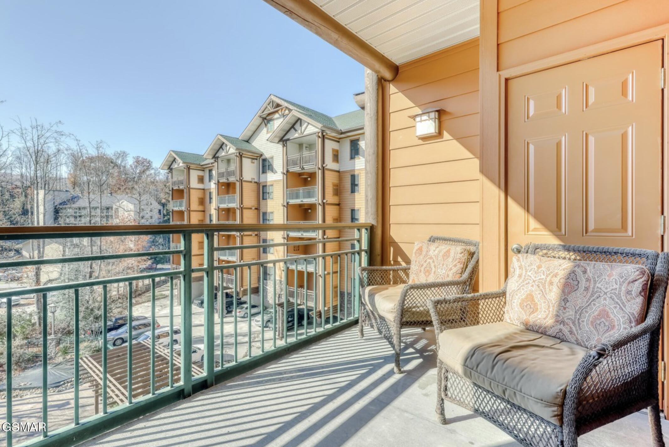 215 Woliss Lane Gatlinburg TN 37738