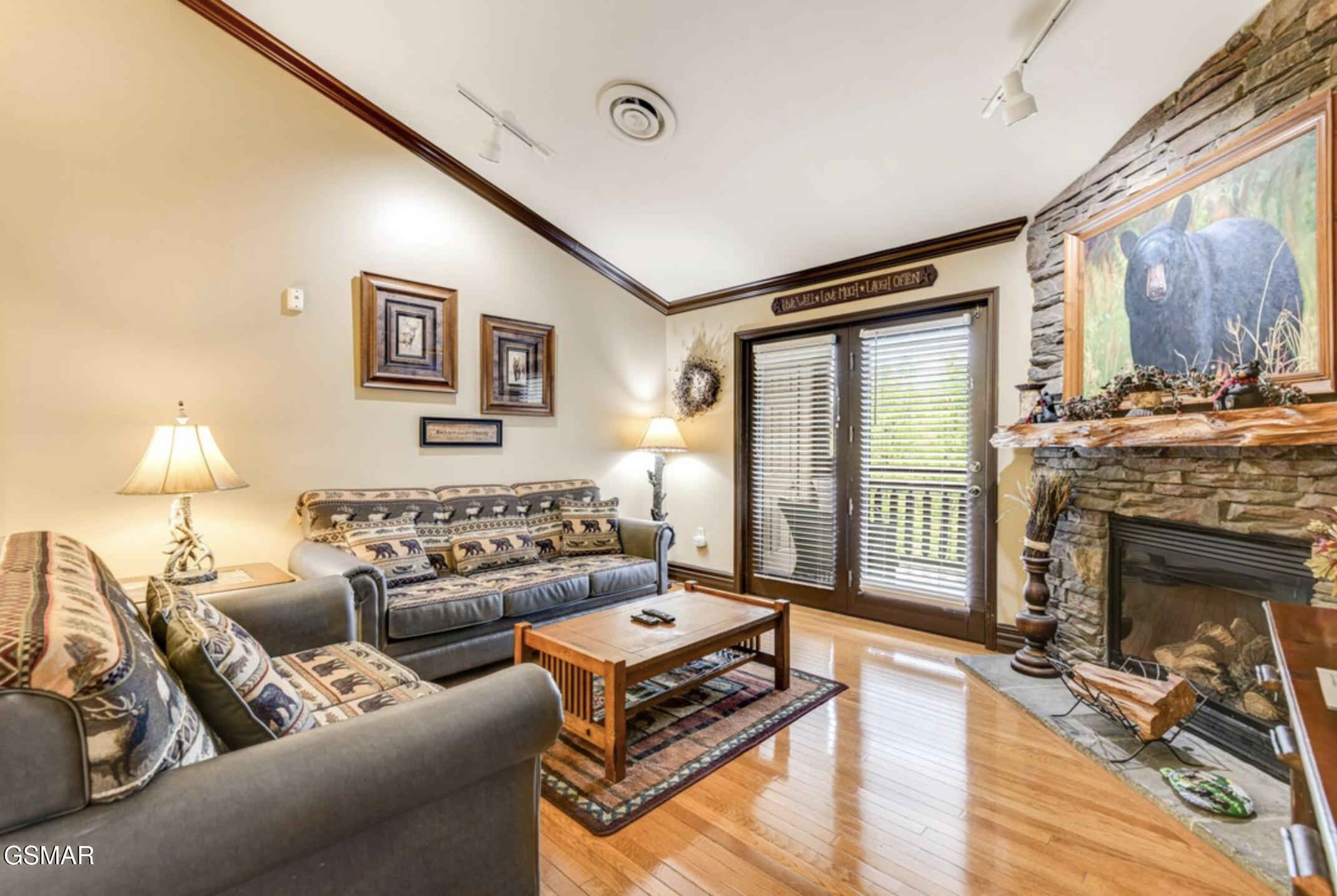 215 Woliss Lane Gatlinburg TN 37738