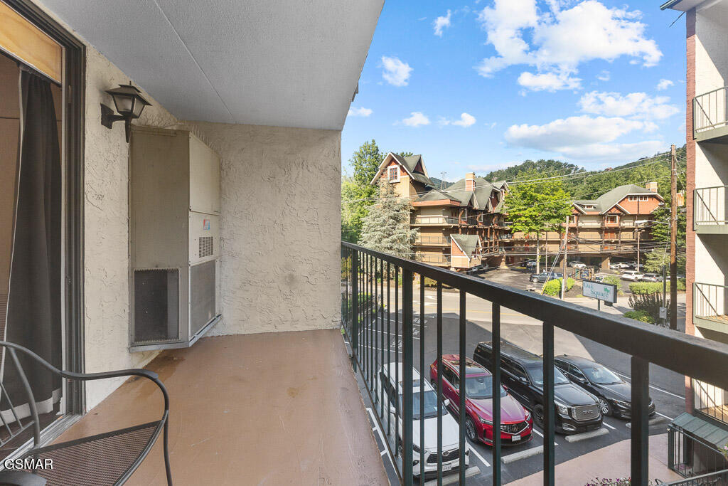 685 River Road Gatlinburg TN 37738
