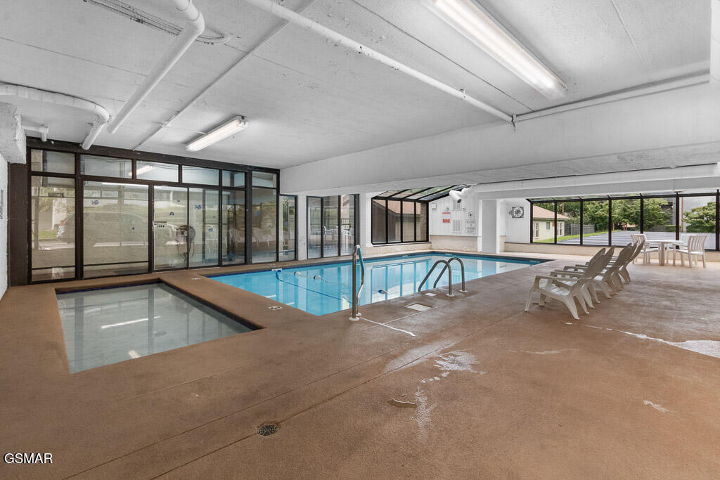 685 River Road Gatlinburg TN 37738