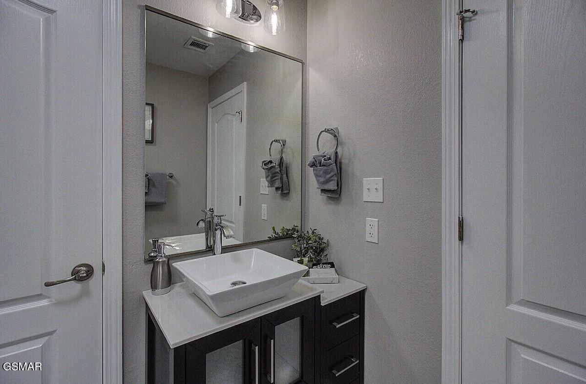 124 Plaza Drive Pigeon Forge TN 37863