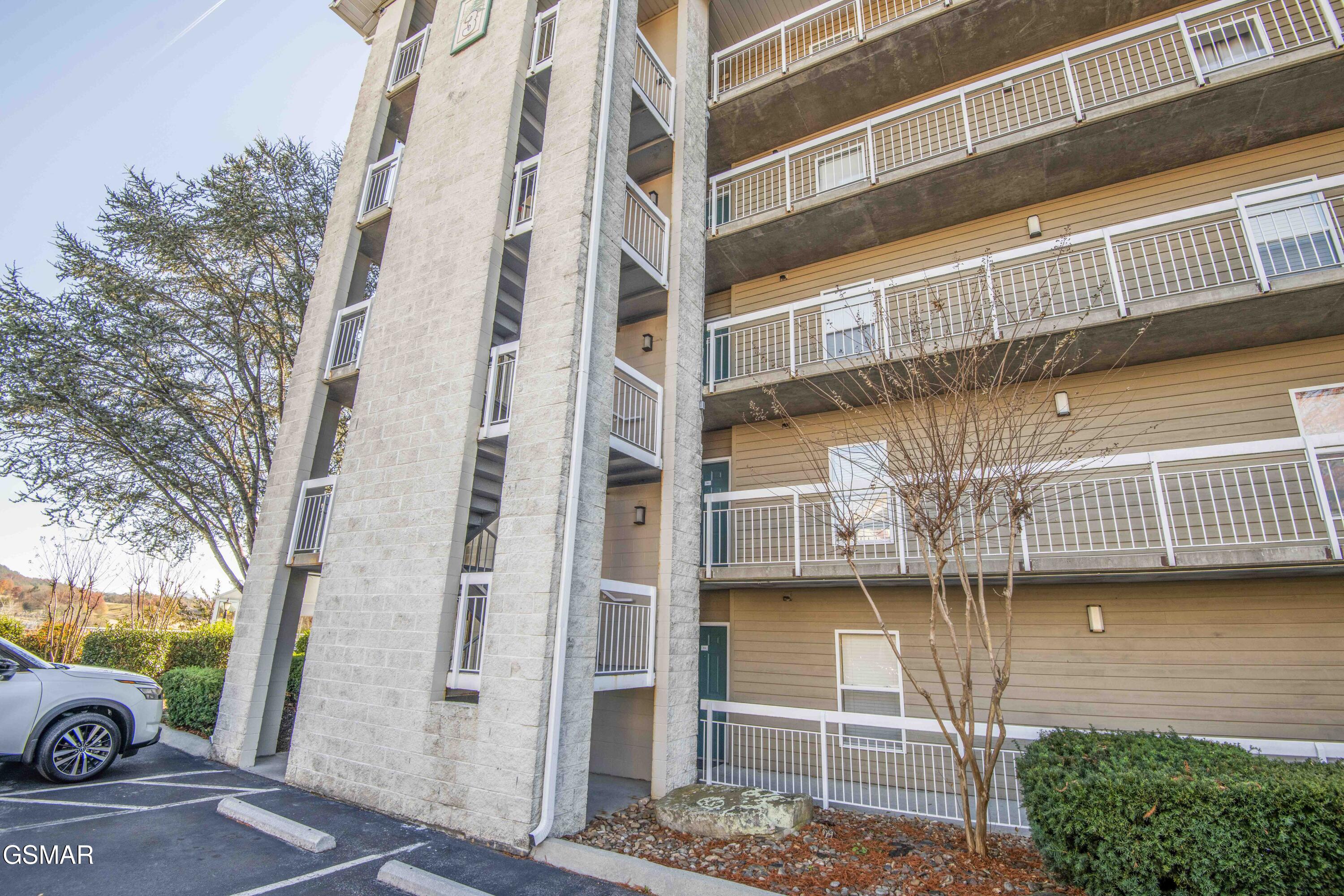 205 Ogle Drive Pigeon Forge TN 37863