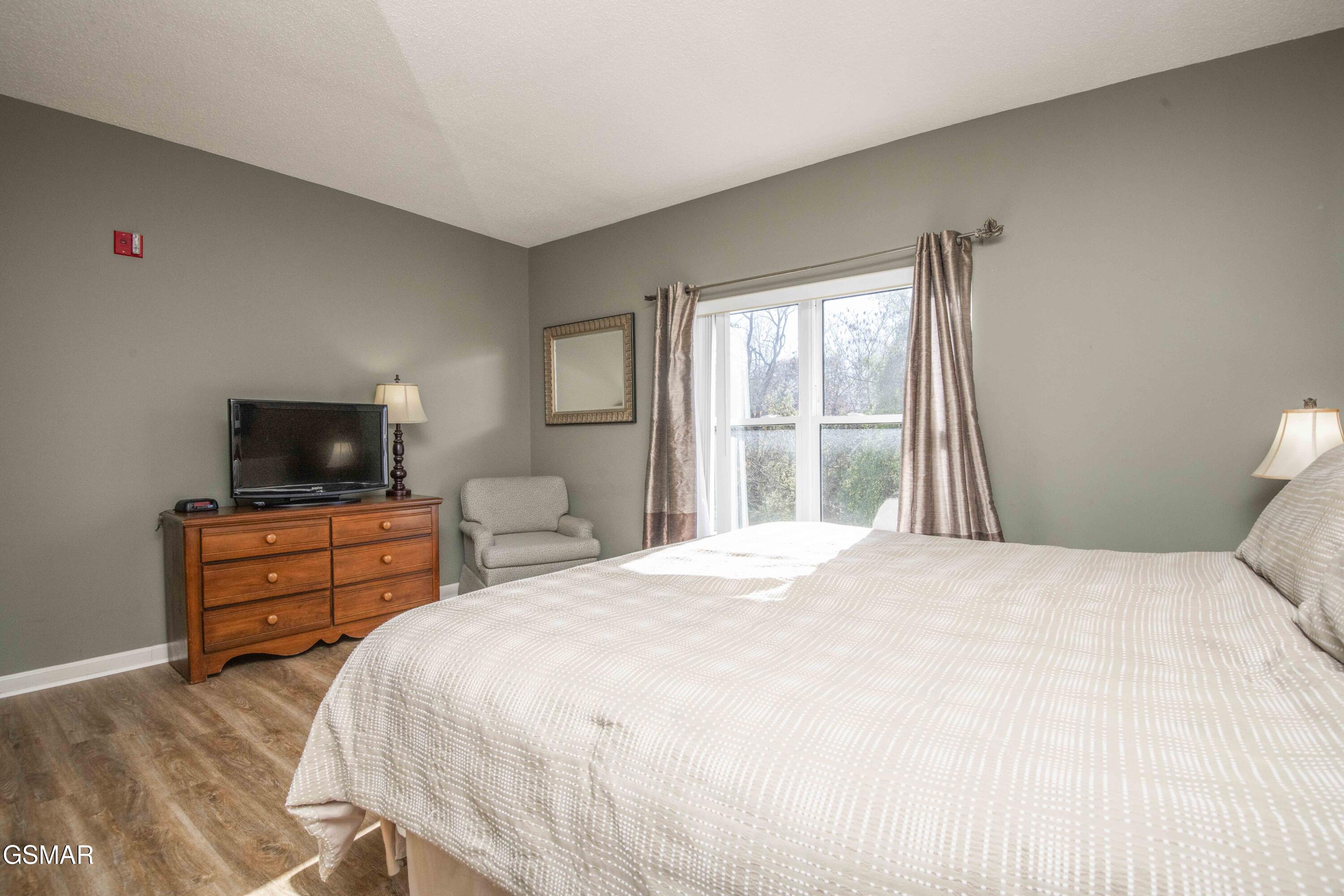 205 Ogle Drive Pigeon Forge TN 37863