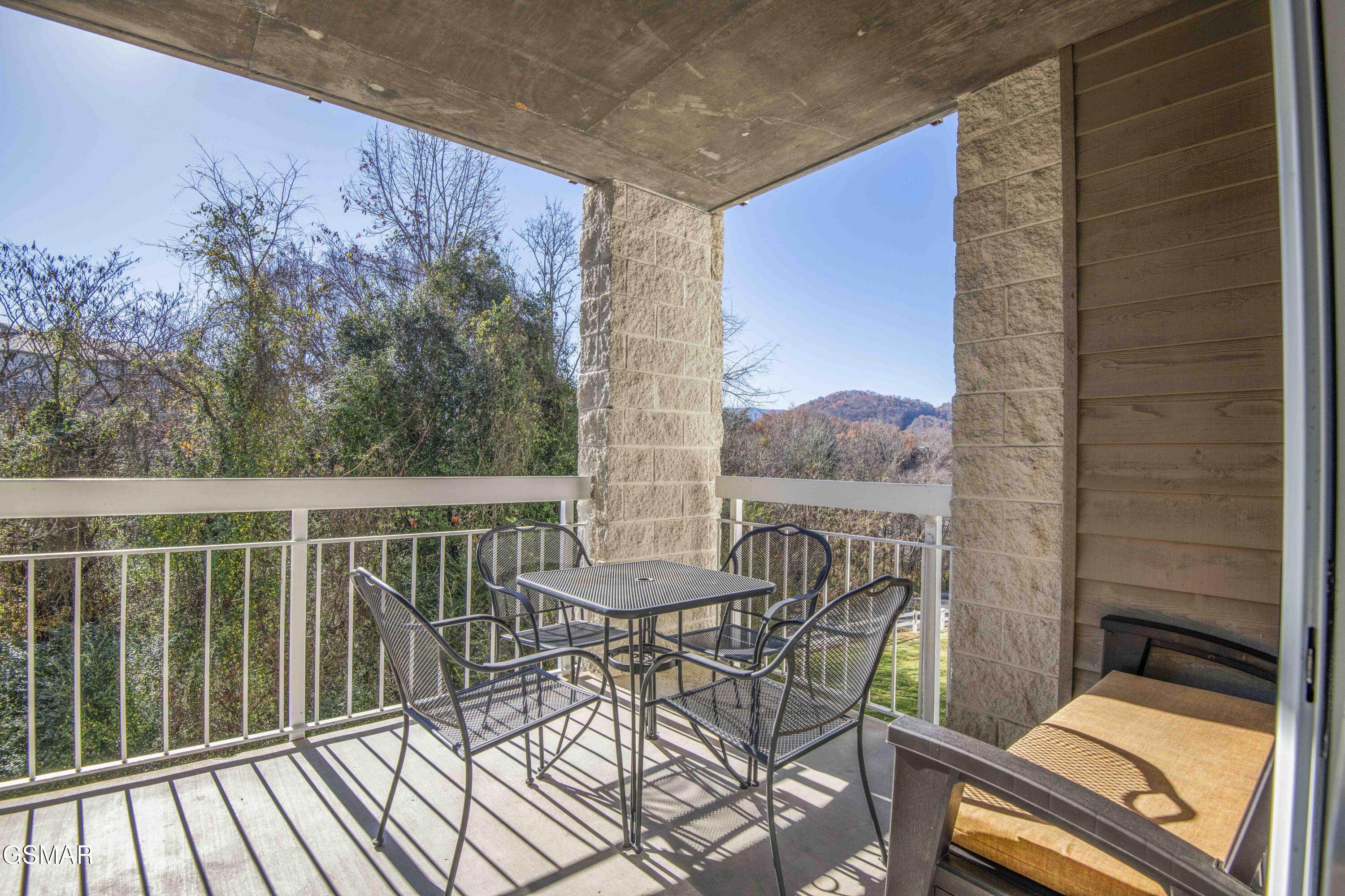 205 Ogle Drive Pigeon Forge TN 37863
