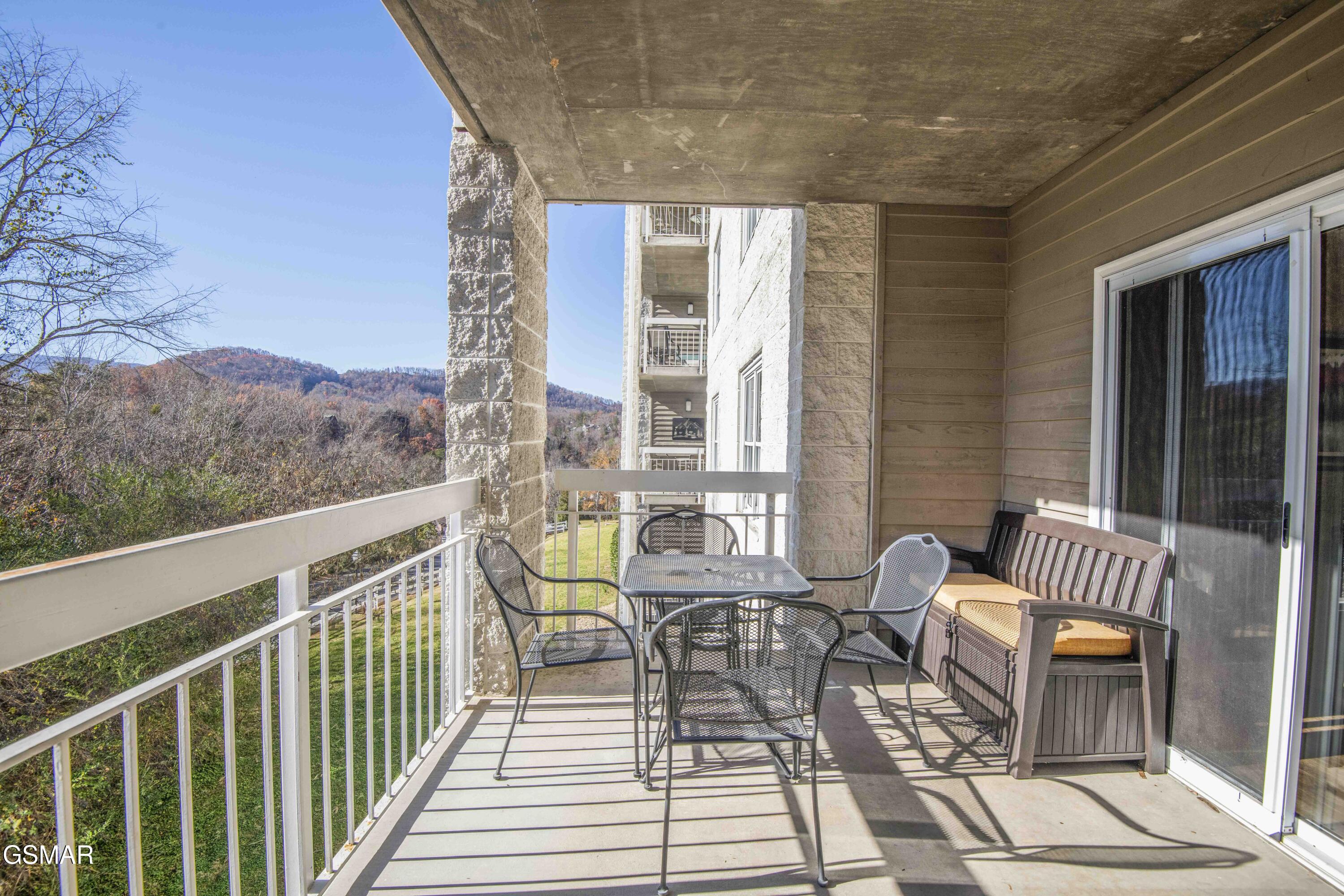 205 Ogle Drive Pigeon Forge TN 37863