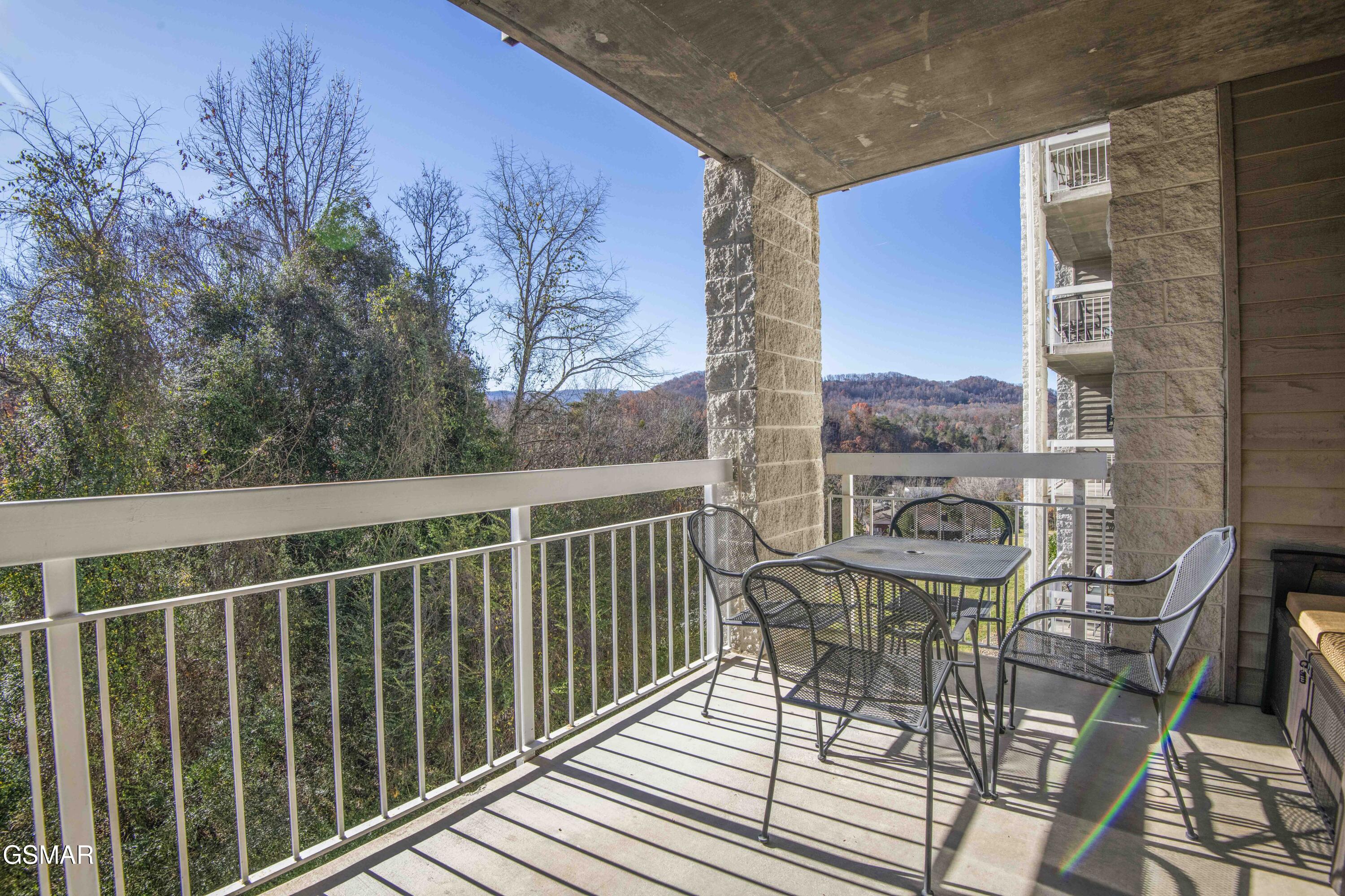 205 Ogle Drive Pigeon Forge TN 37863