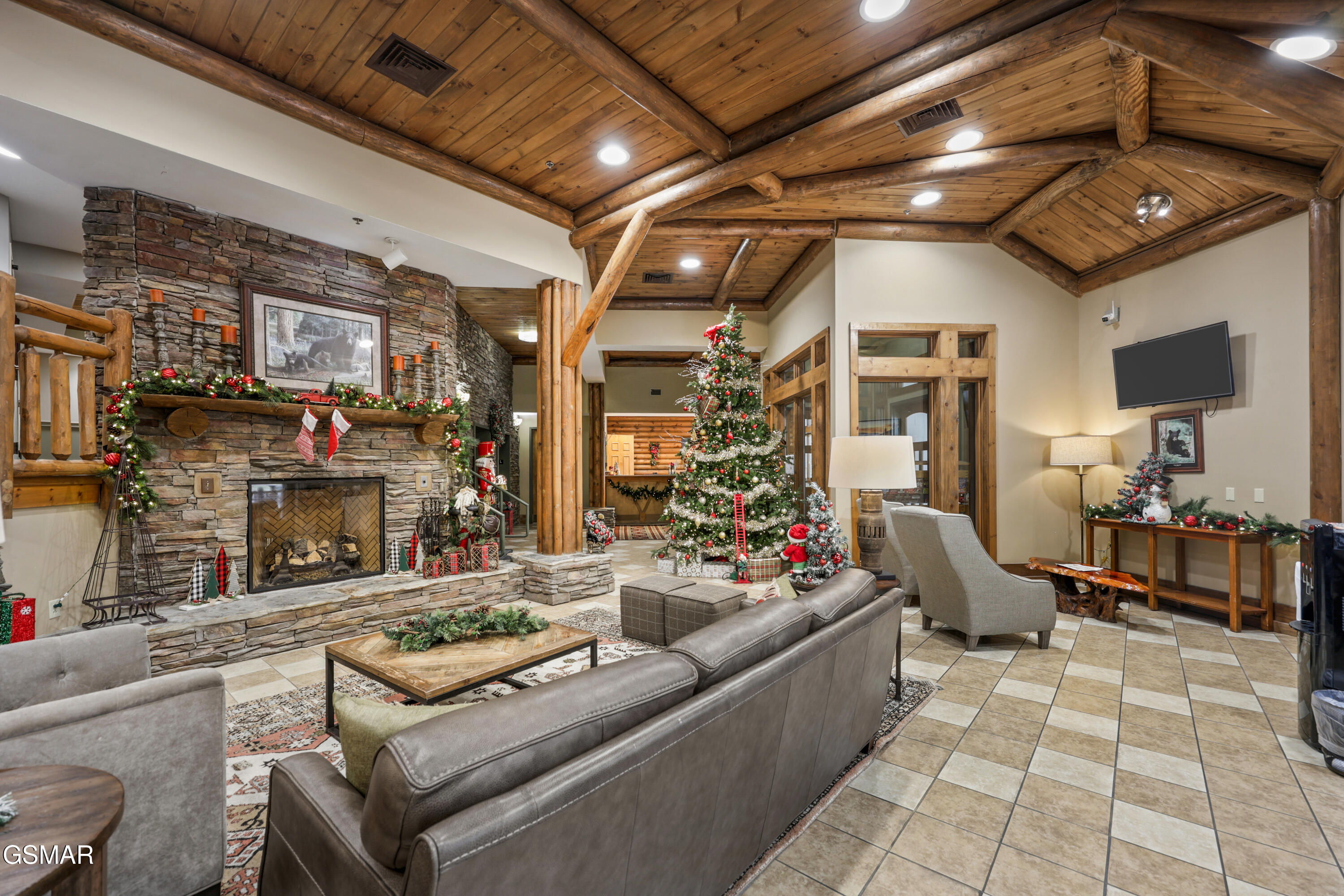 215 Woliss Lane Gatlinburg TN 37738