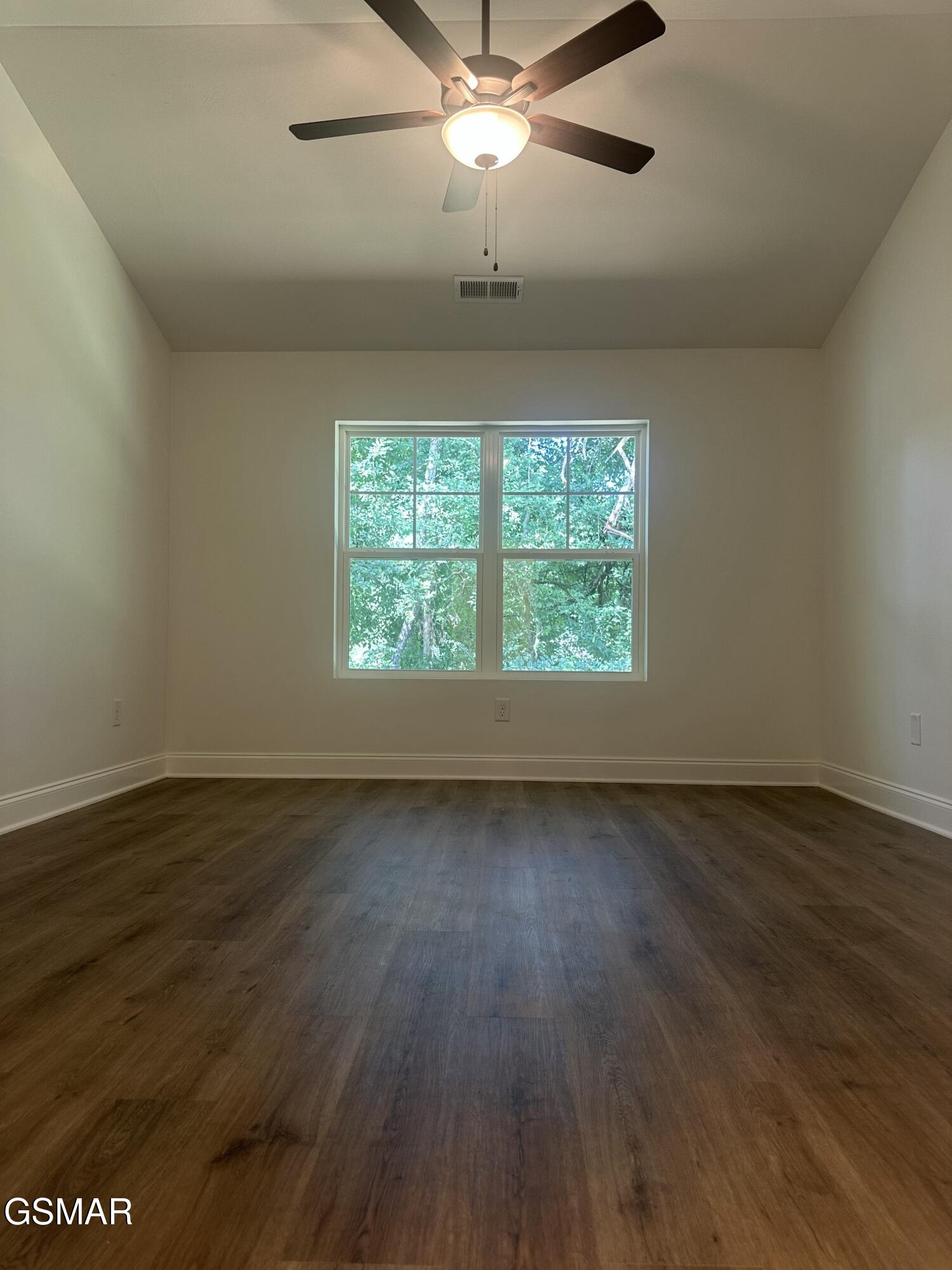 540 Henderson Road Pigeon Forge TN 37863