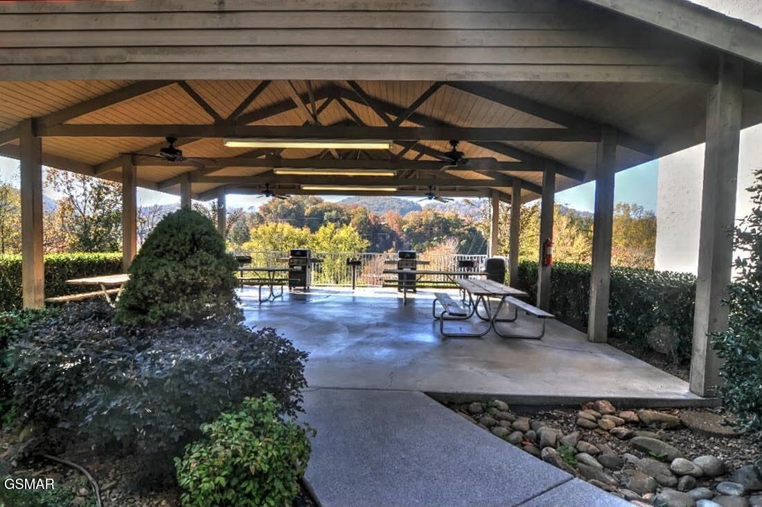 205 Ogle Drive Pigeon Forge TN 37863