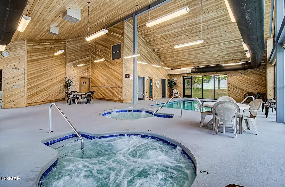 1260 Ski View Drive Gatlinburg TN 37738