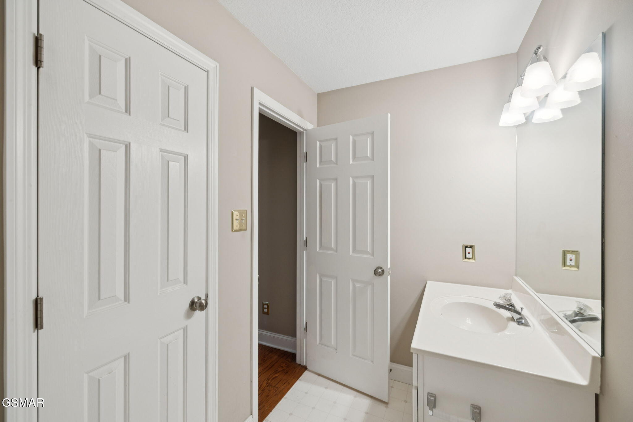 375 Paine Lake Drive Sevierville TN 37862