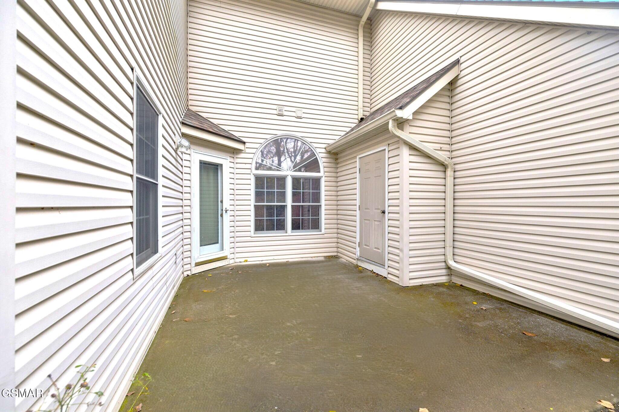 375 Paine Lake Drive Sevierville TN 37862