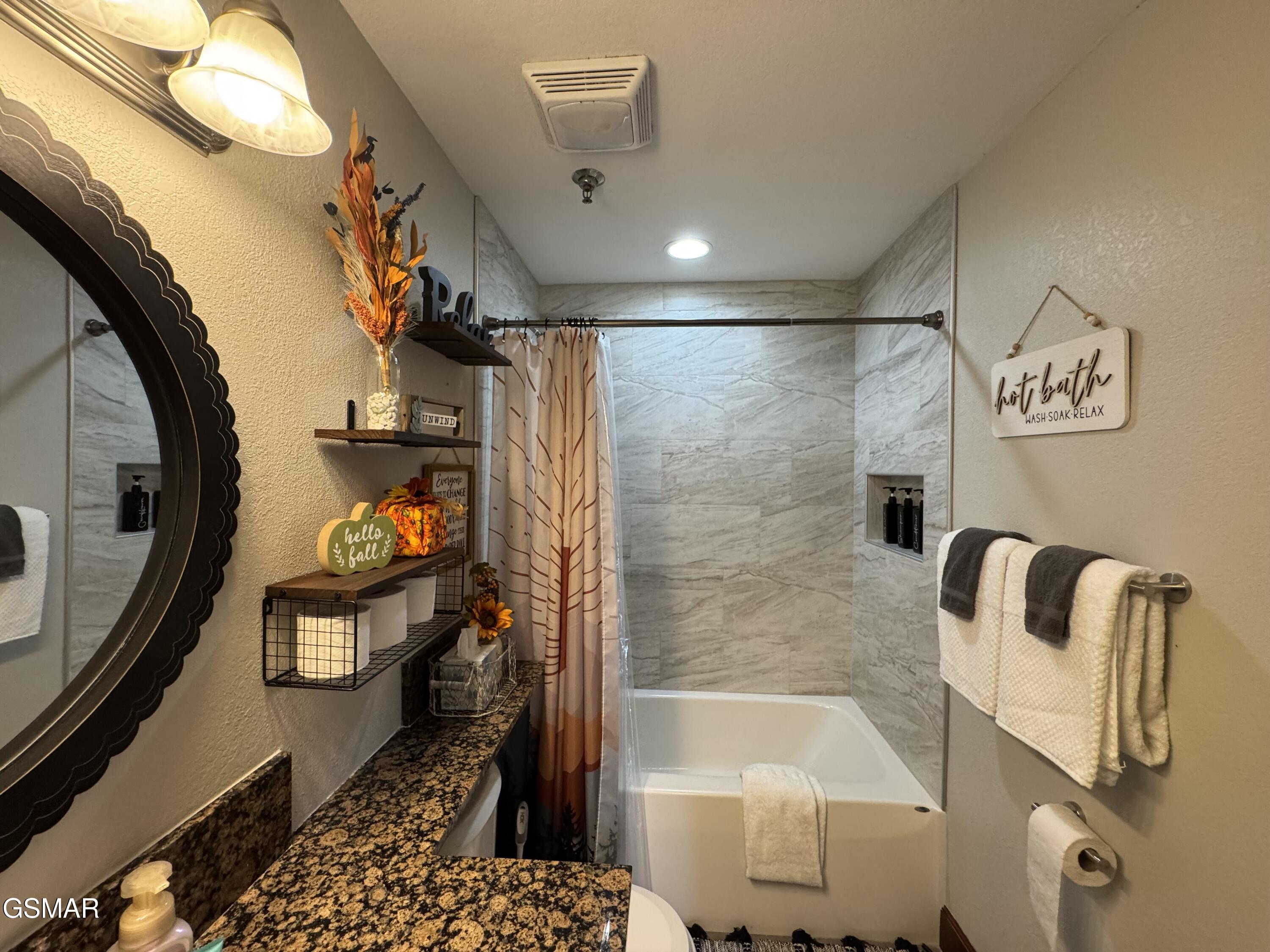 410 Big Bear Way Pigeon Forge TN 37863