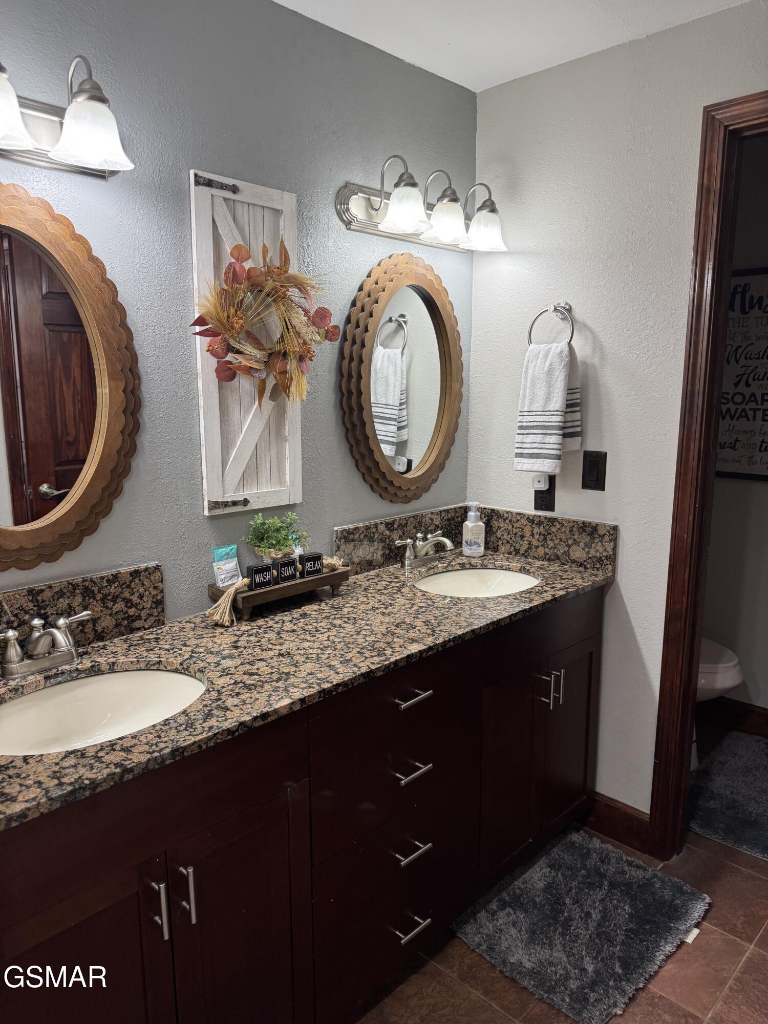 410 Big Bear Way Pigeon Forge TN 37863