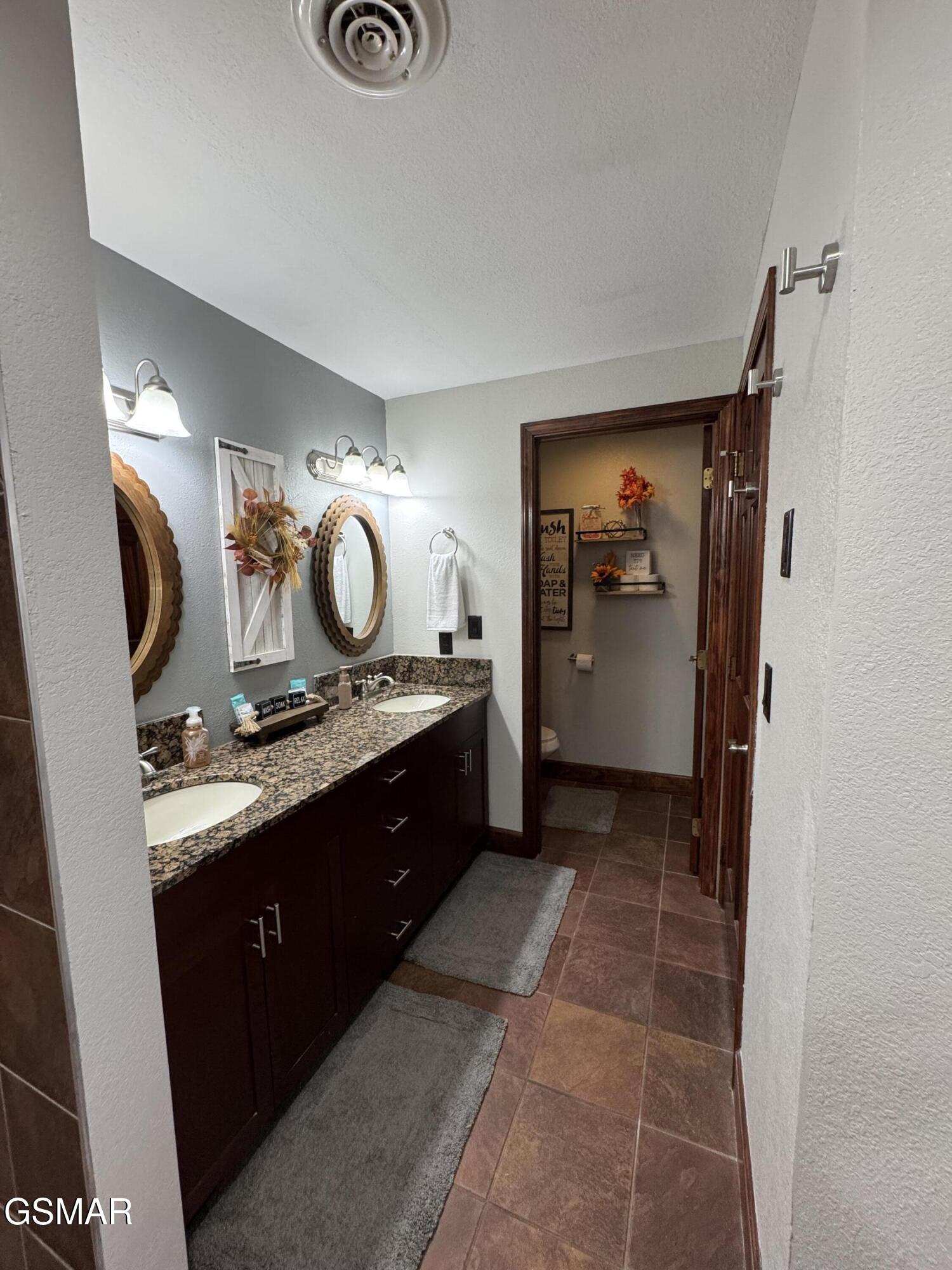 410 Big Bear Way Pigeon Forge TN 37863