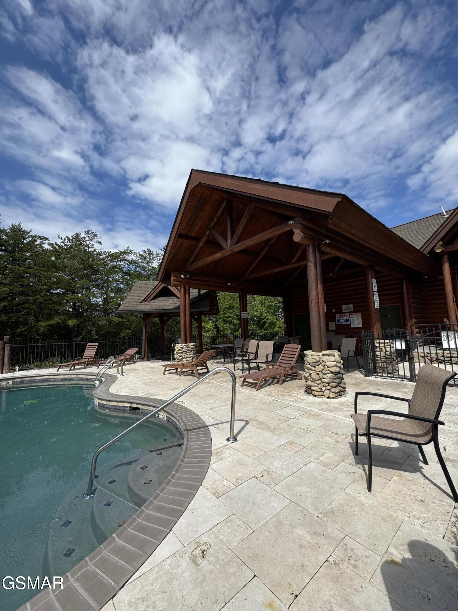 410 Big Bear Way Pigeon Forge TN 37863