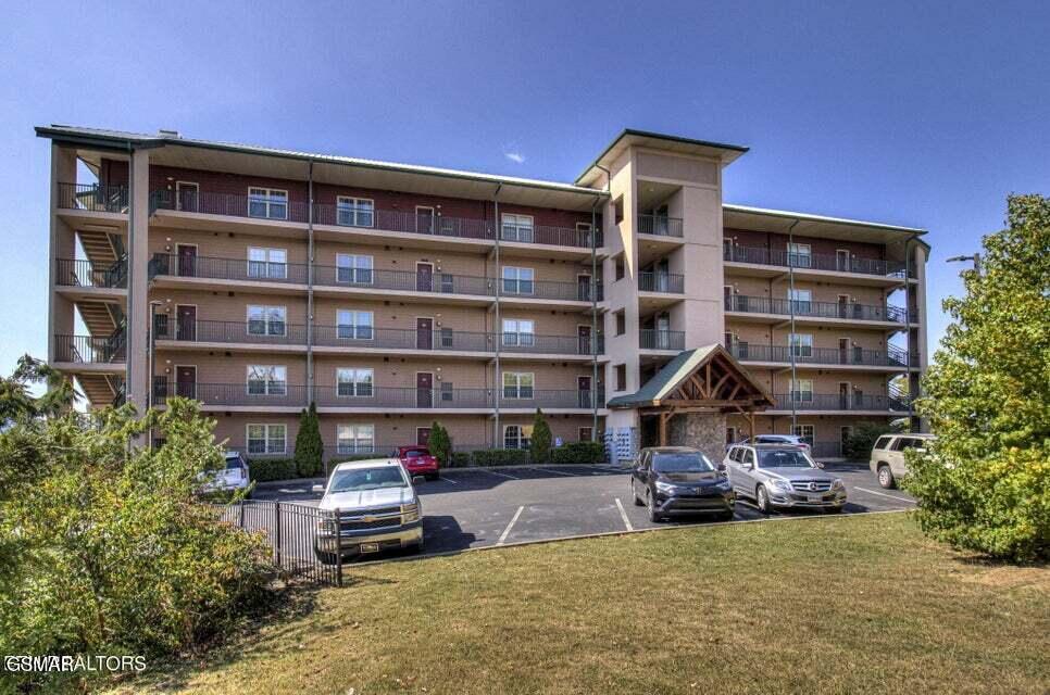 410 Big Bear Way Pigeon Forge TN 37863