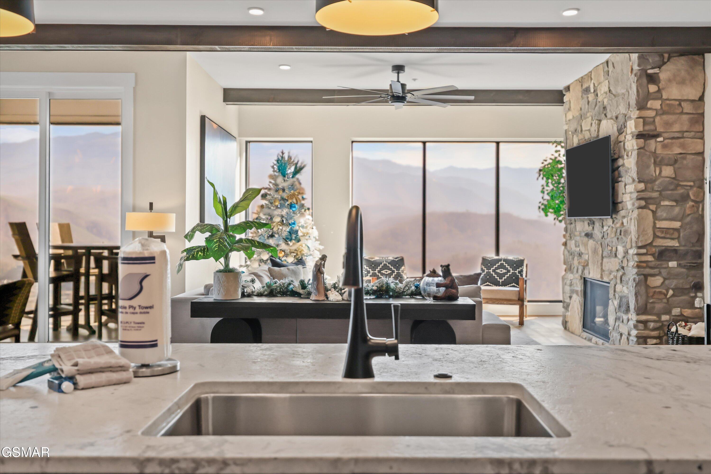 855 Campbell Lead Road Gatlinburg TN 37738