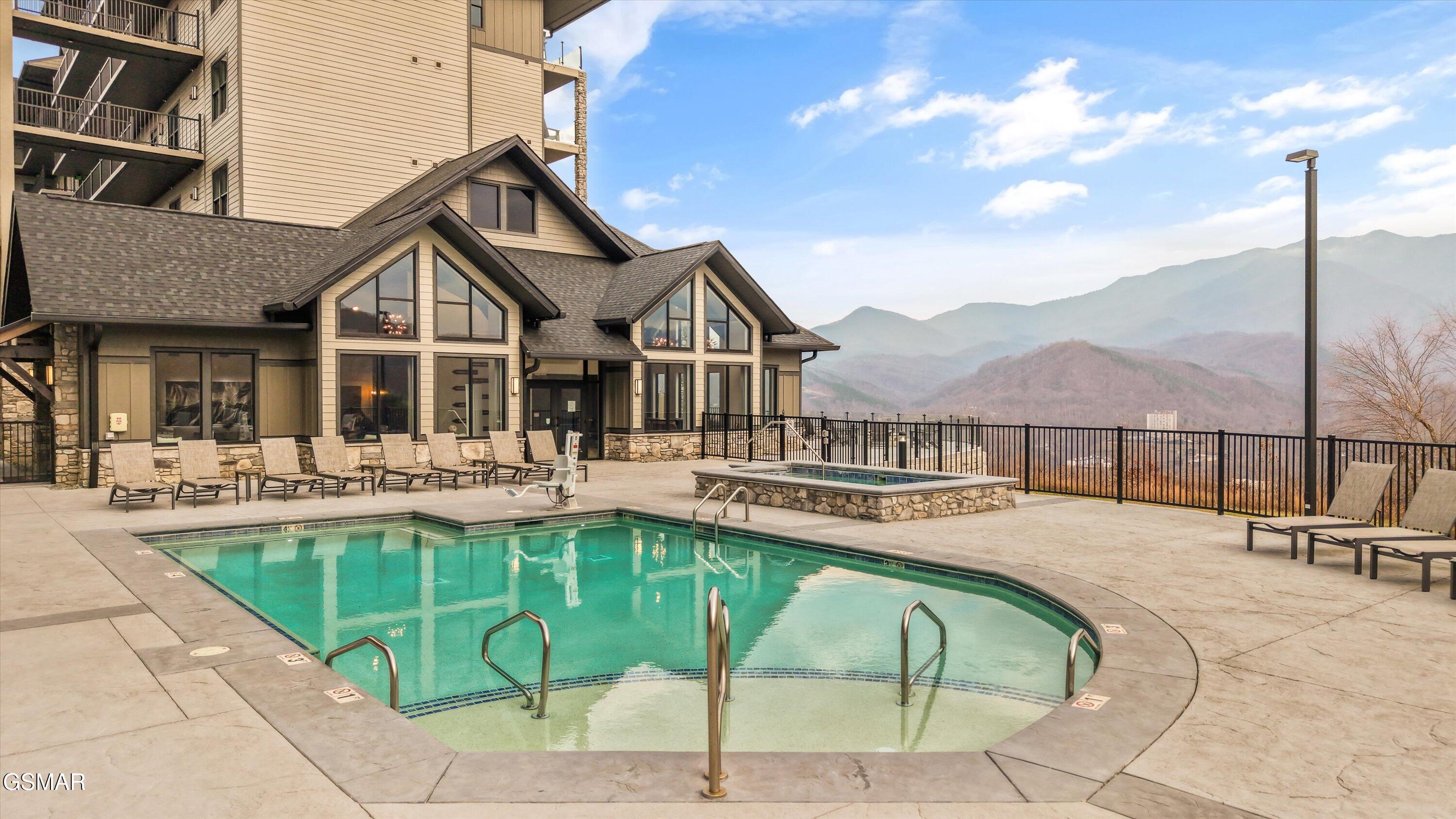 855 Campbell Lead Road Gatlinburg TN 37738