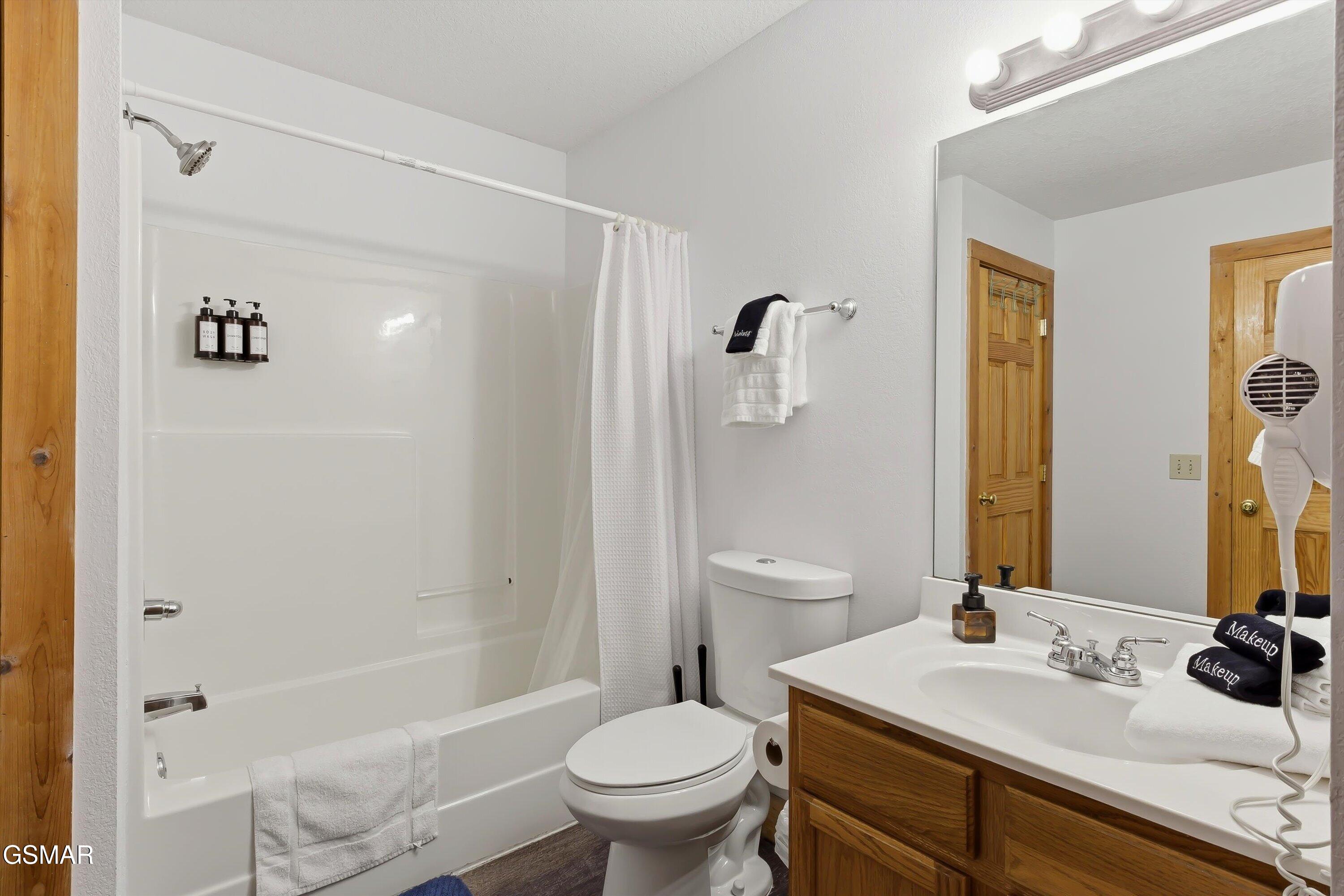 423 Big Bear Way Pigeon Forge TN 37863