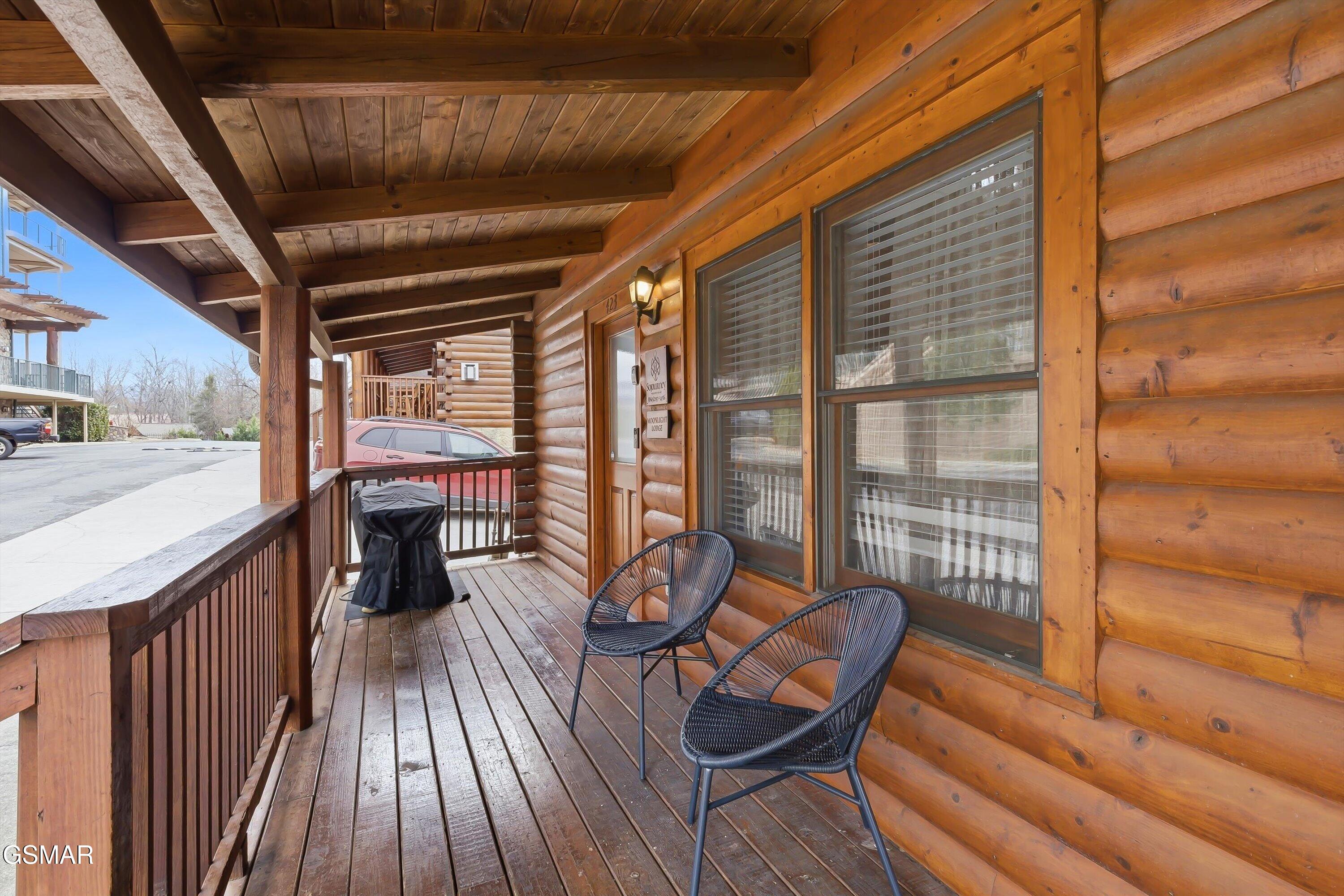 423 Big Bear Way Pigeon Forge TN 37863