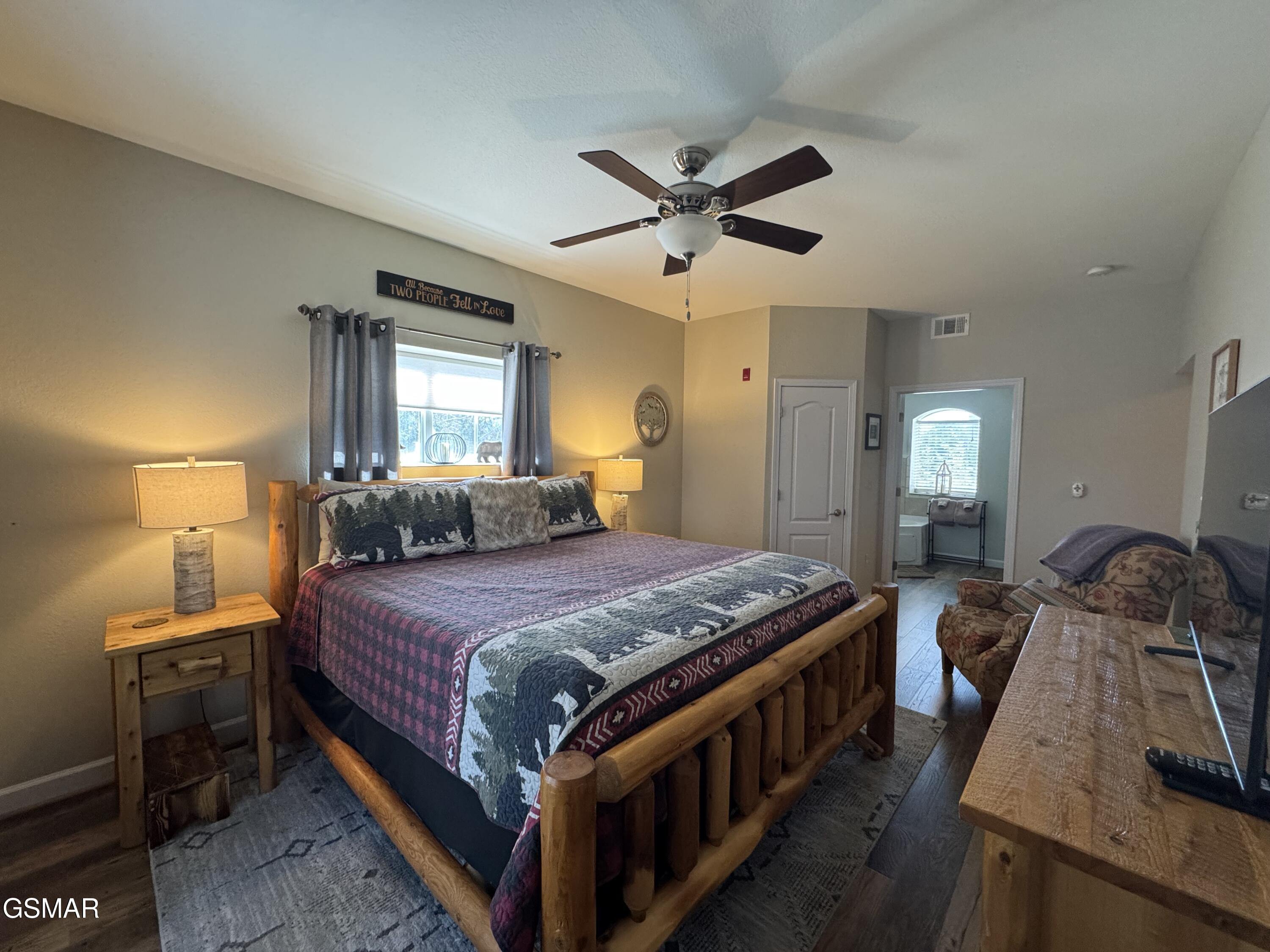 124 Plaza Drive Pigeon Forge TN 37863