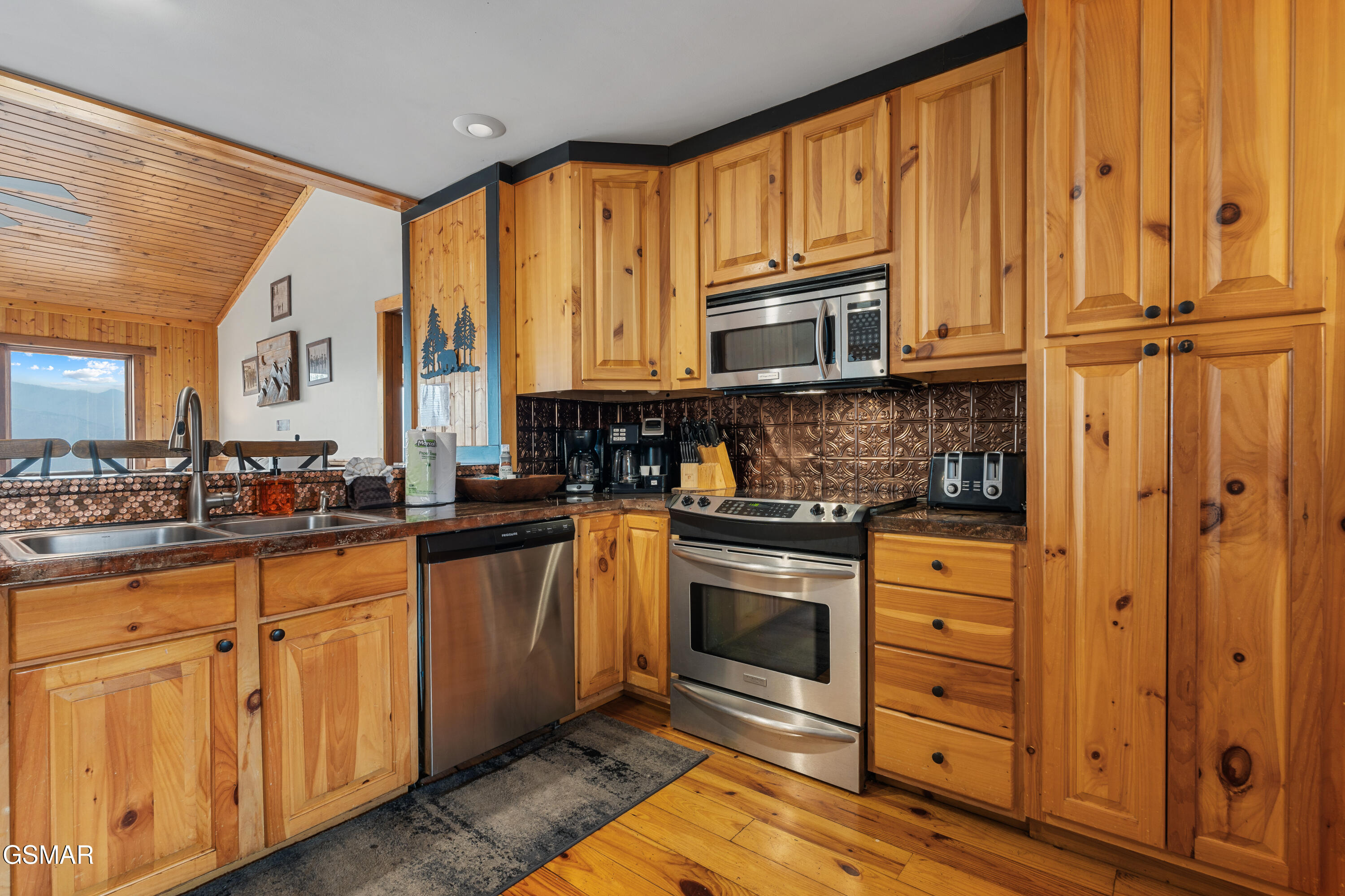 1130 Ski View Drive Gatlinburg TN 37738