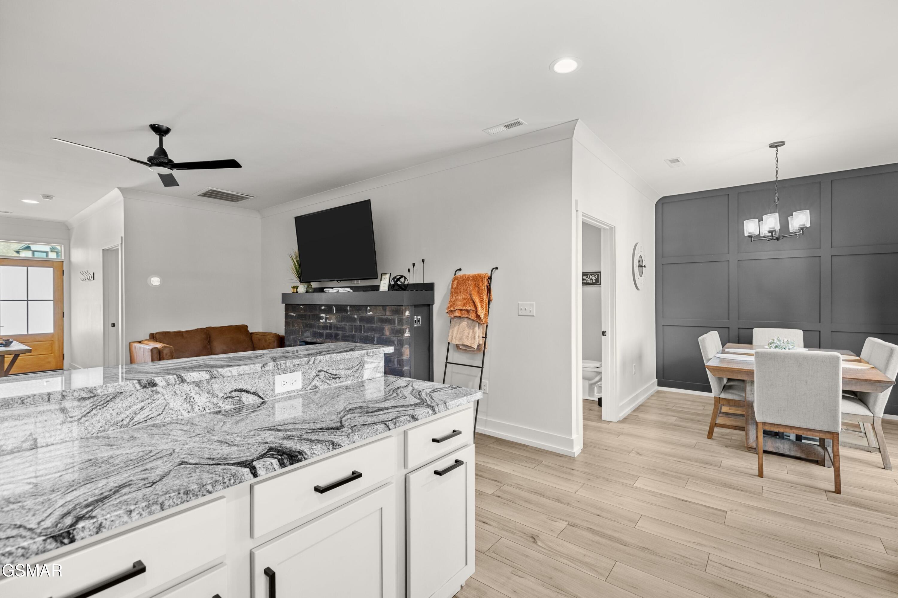 422 Fleeta Williams Way Sevierville TN 37862