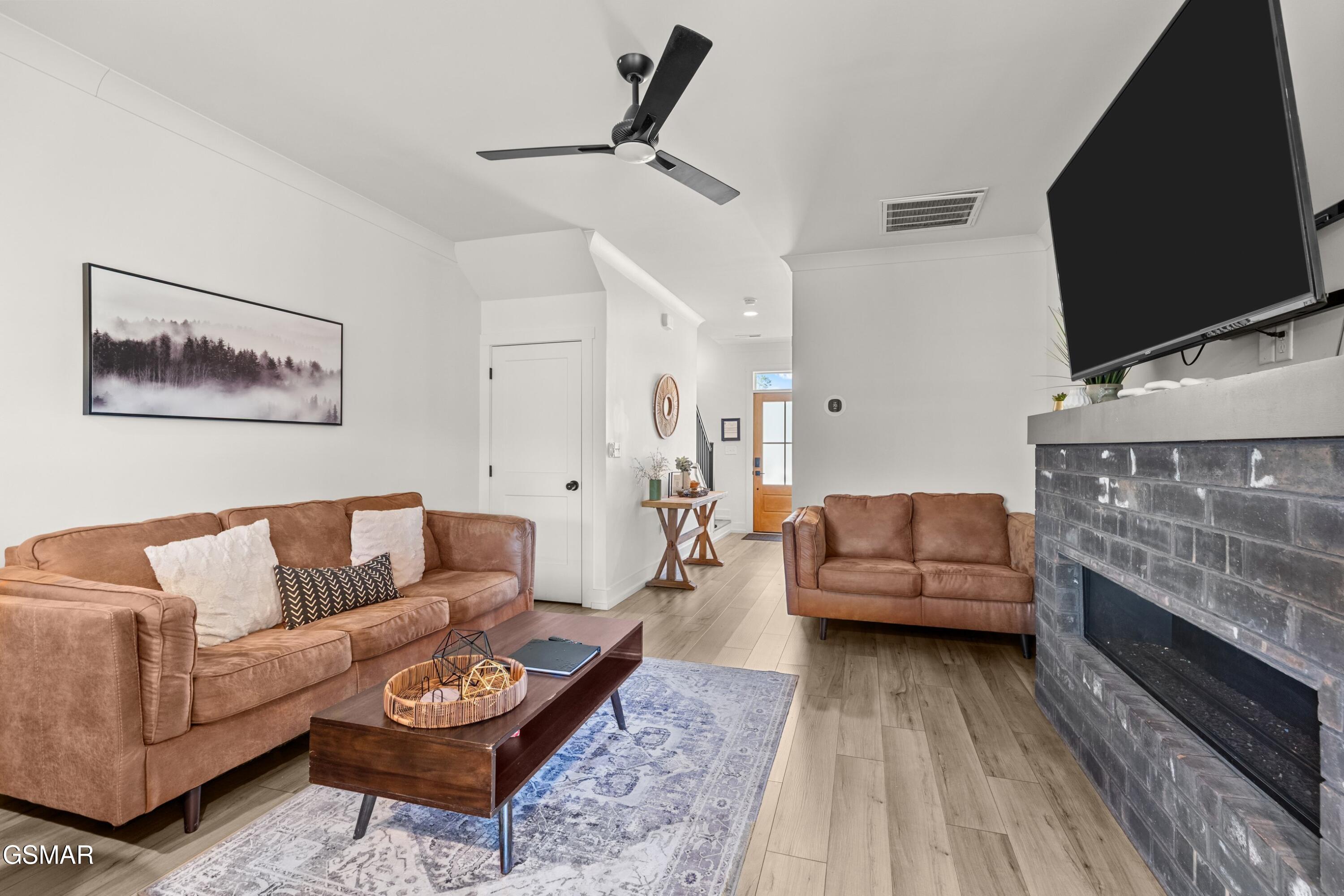 422 Fleeta Williams Way Sevierville TN 37862