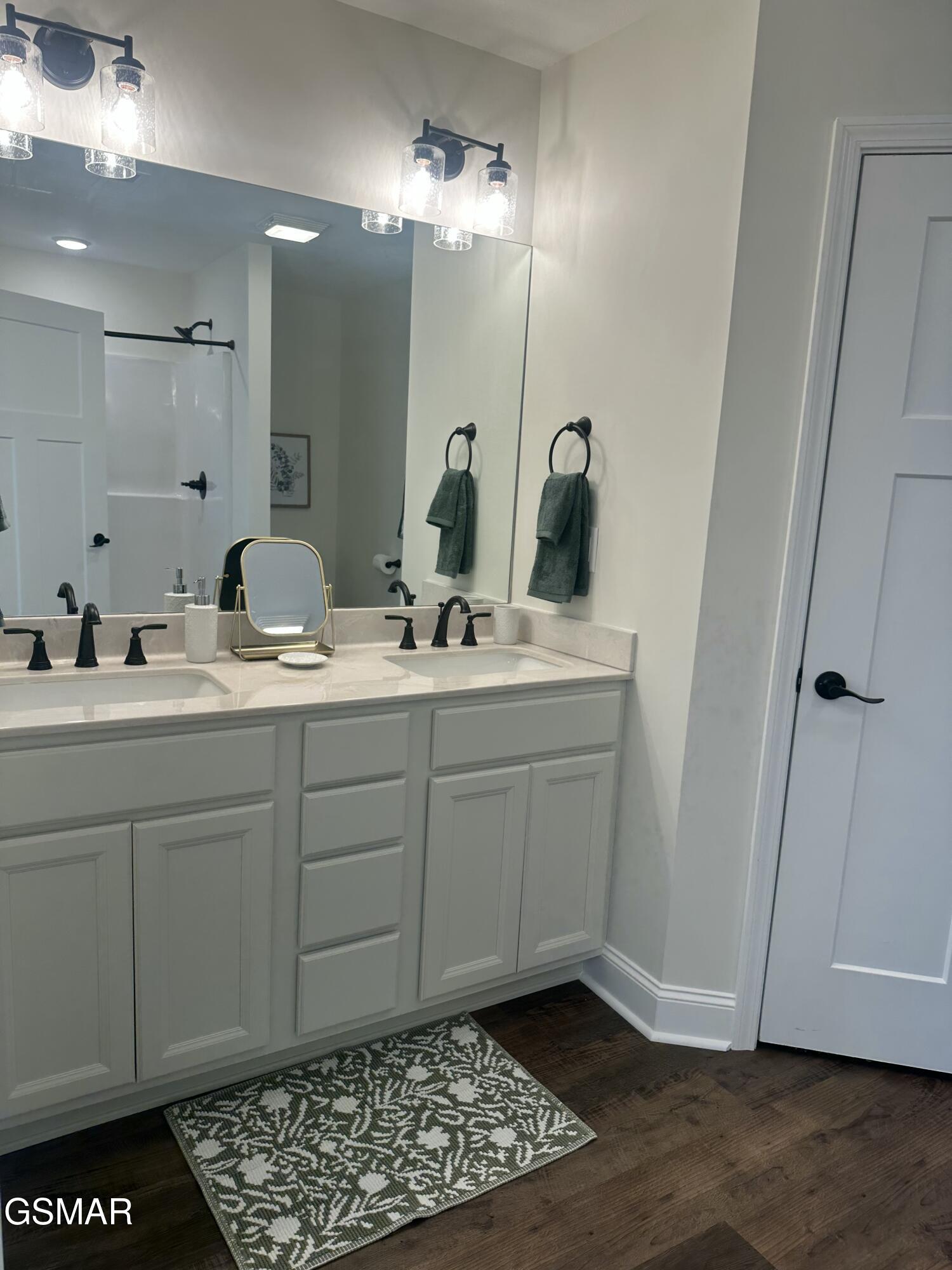 540 Henderson Road Pigeon Forge TN 37863