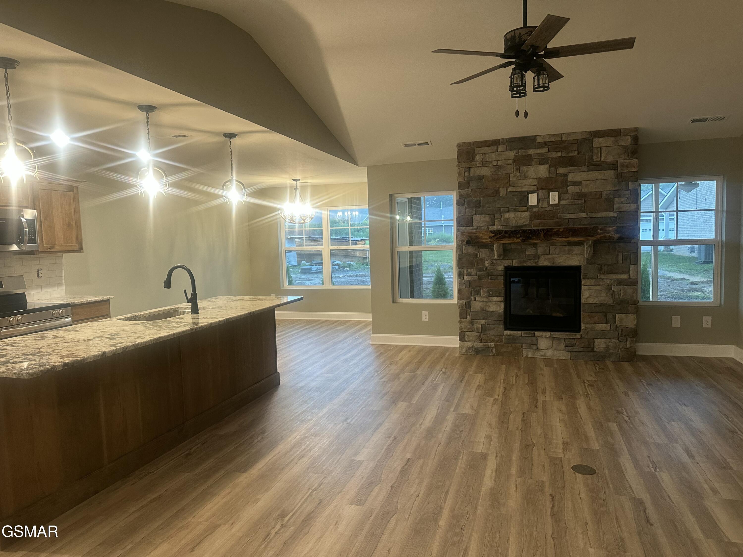 540 Henderson Road Pigeon Forge TN 37863