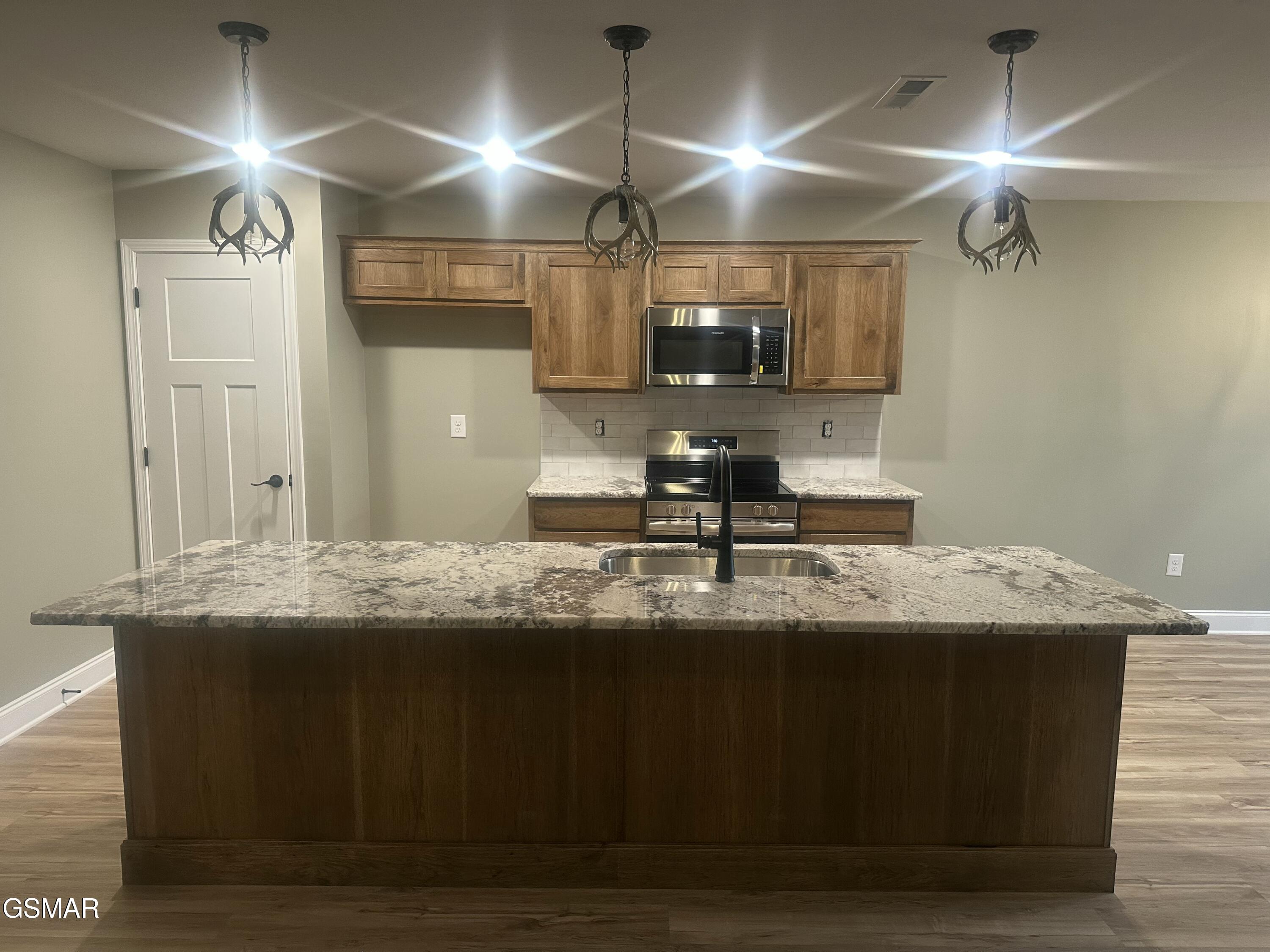 540 Henderson Road Pigeon Forge TN 37863