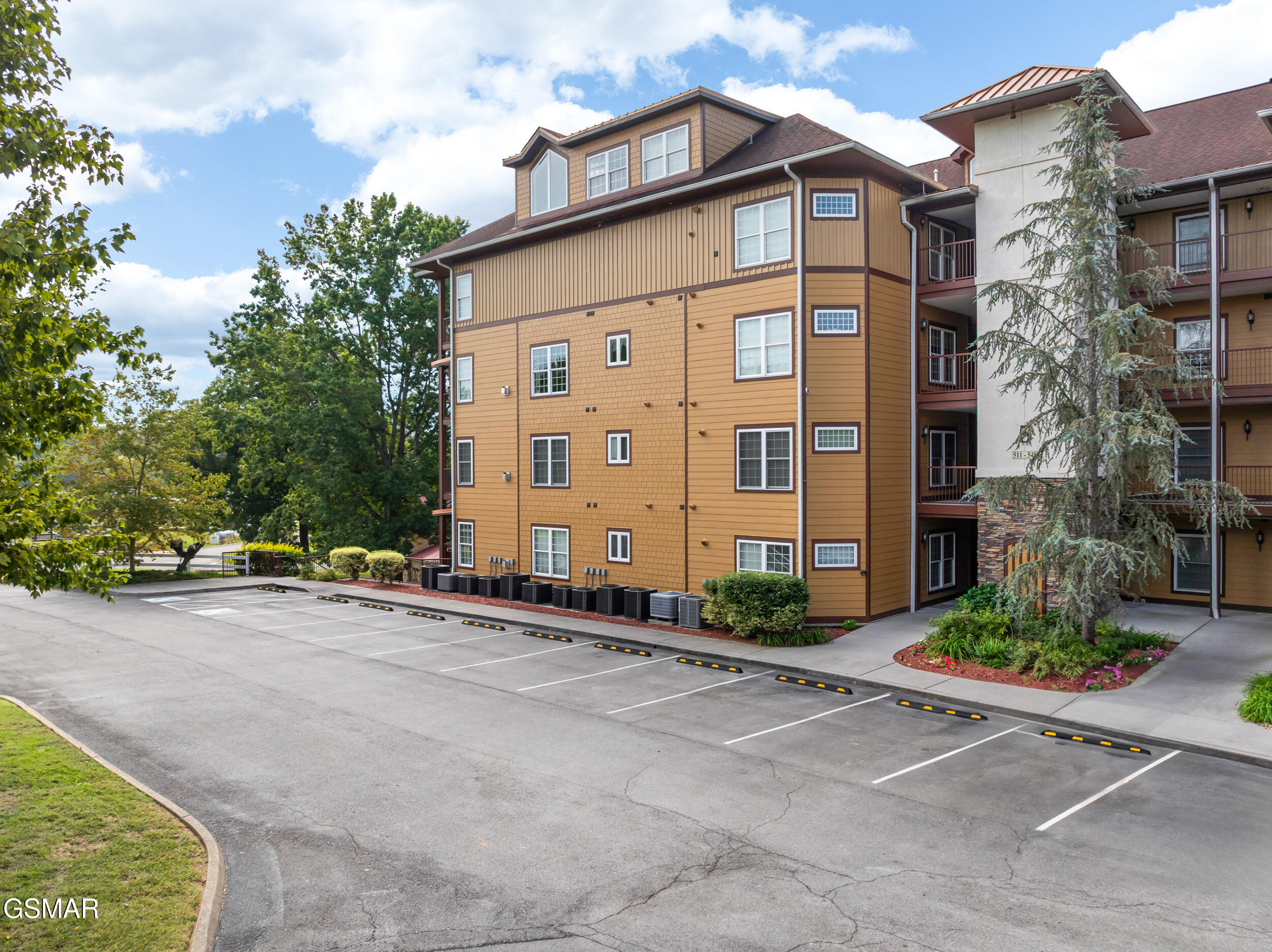 527 River Place Way Sevierville TN 37862